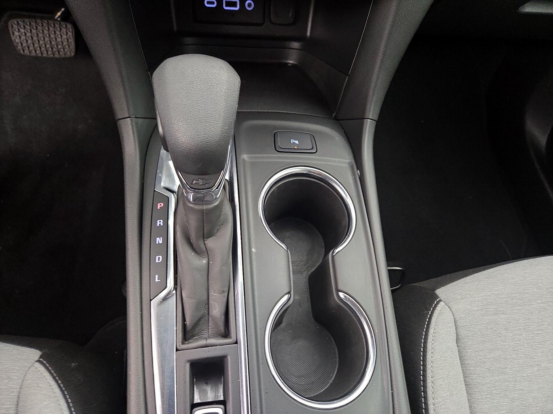 Thumbnail: 2023 Chevrolet Equinox - 17