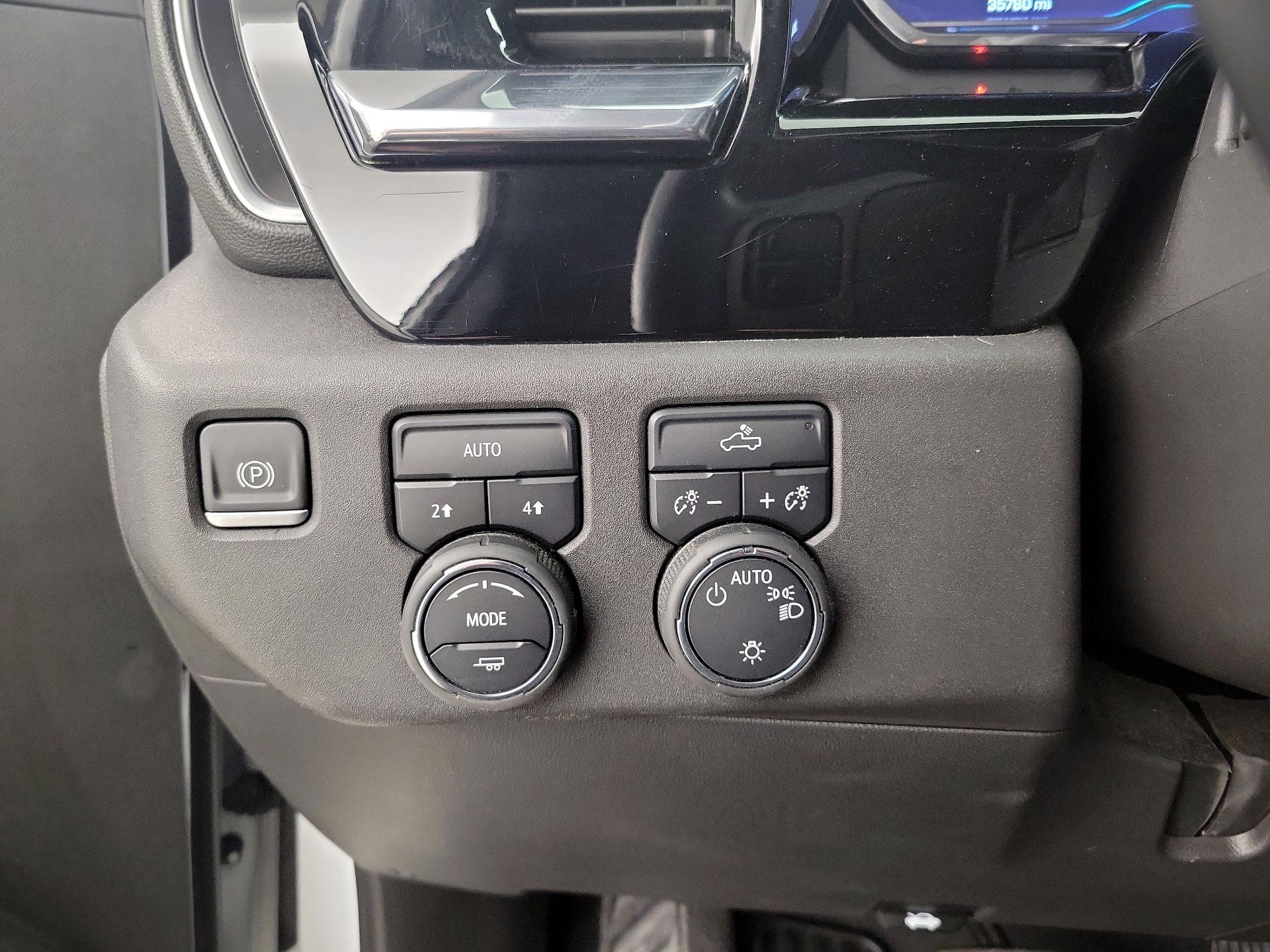 Thumbnail: 2023 Chevrolet Silverado 1500 - 13