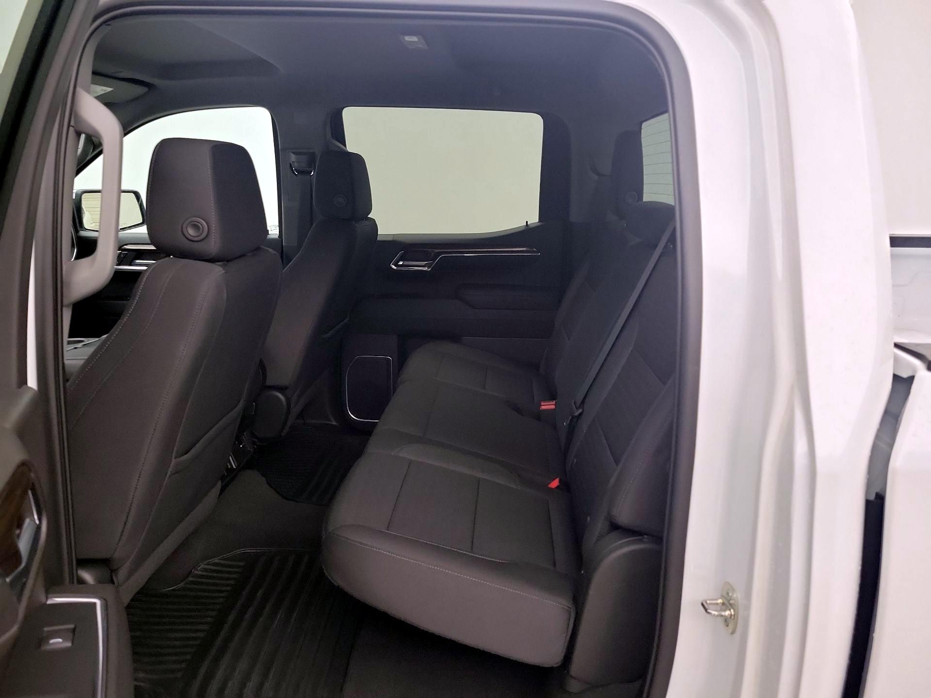 Thumbnail: 2023 Chevrolet Silverado 1500 - 19