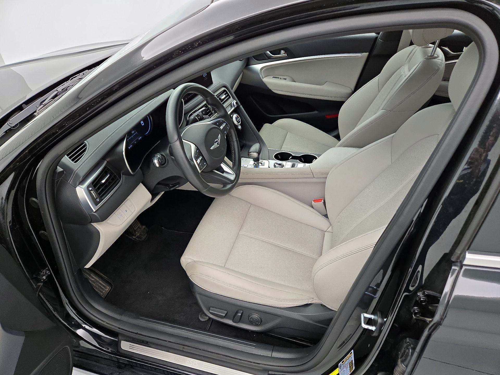 Thumbnail: 2023 Genesis G70 - 11