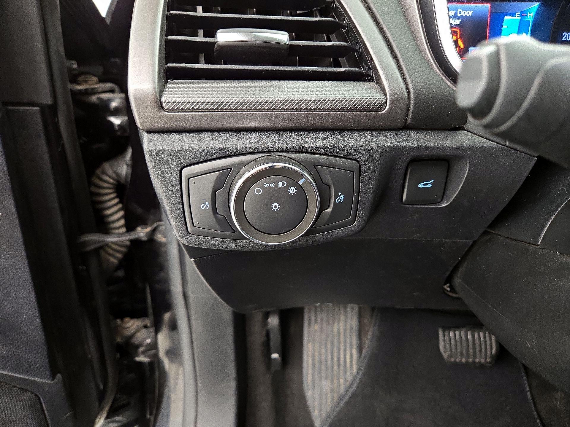 Thumbnail: 2020 Ford Fusion - 13