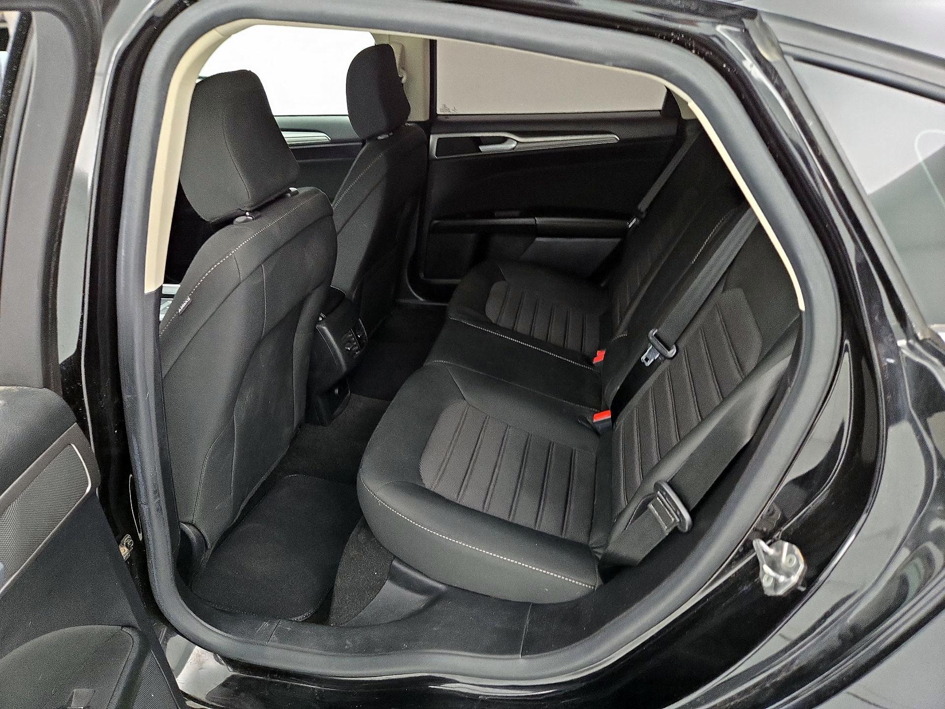 Thumbnail: 2020 Ford Fusion - 20