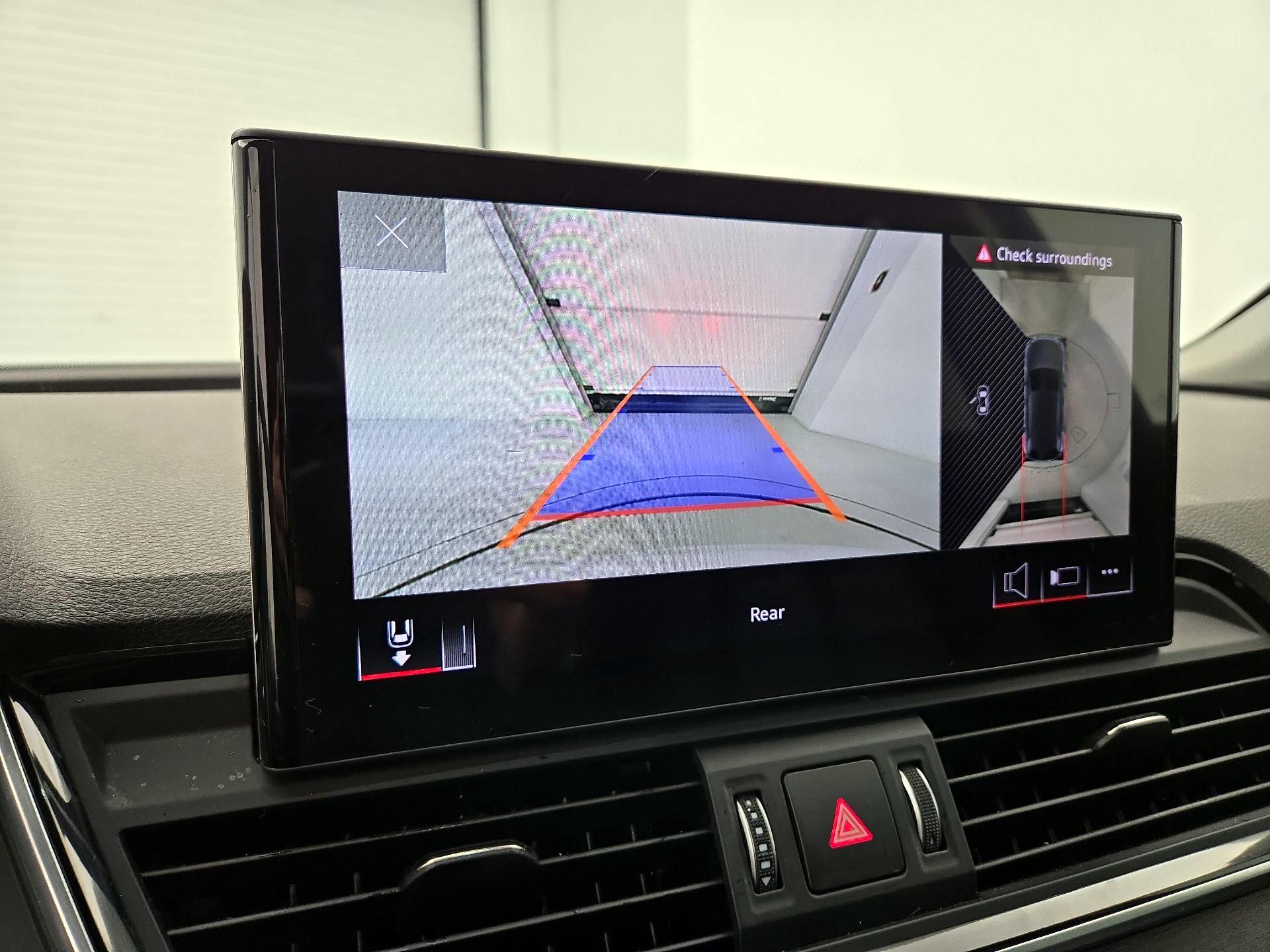 Thumbnail: 2021 Audi Q5 - 15