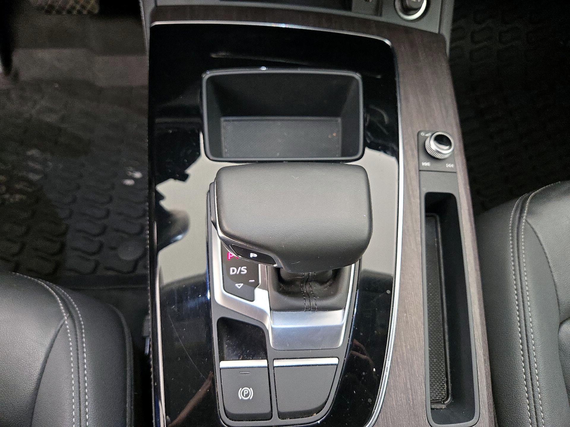 Thumbnail: 2021 Audi Q5 - 18