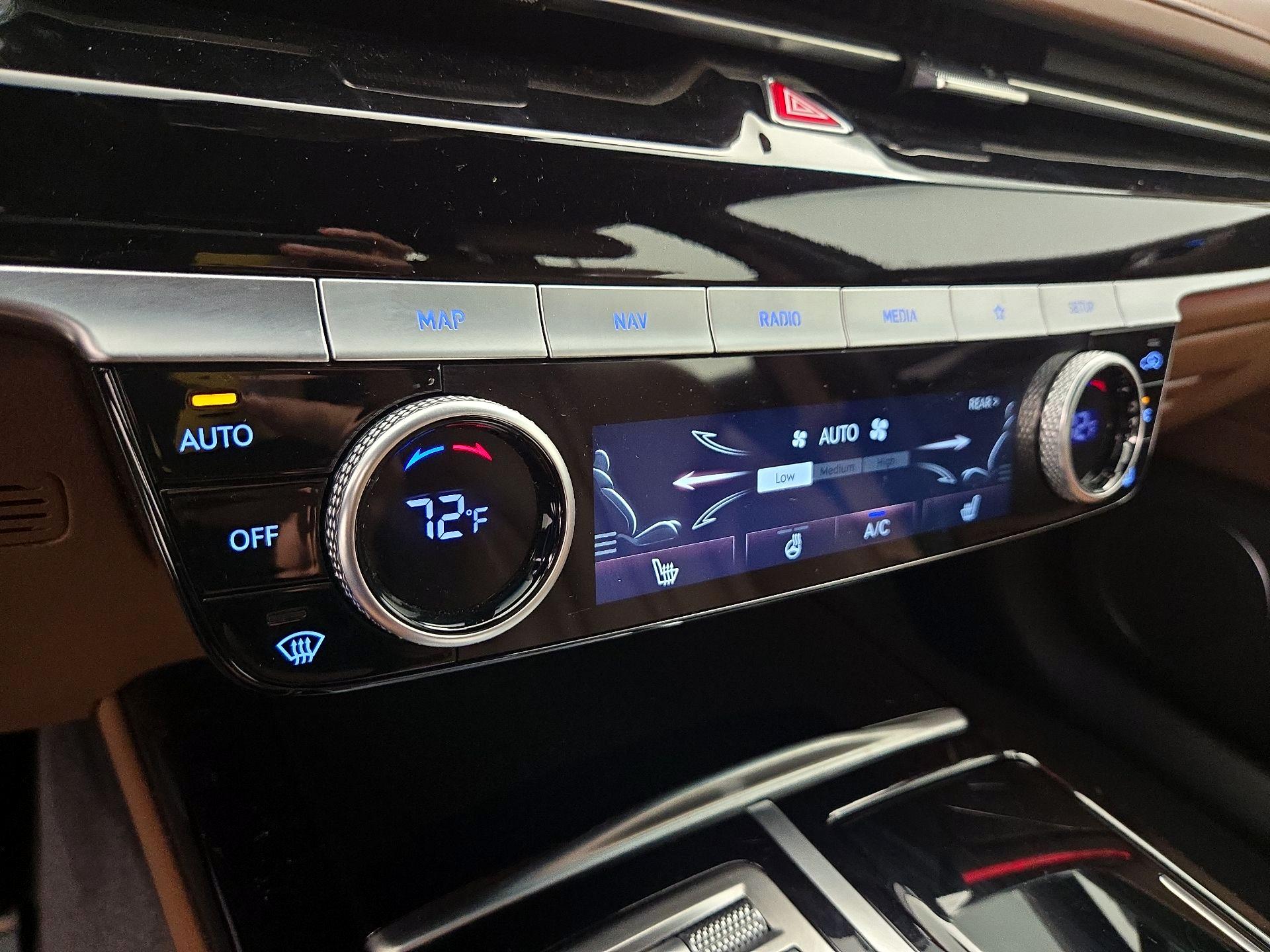 Thumbnail: 2023 Genesis G80 - 17