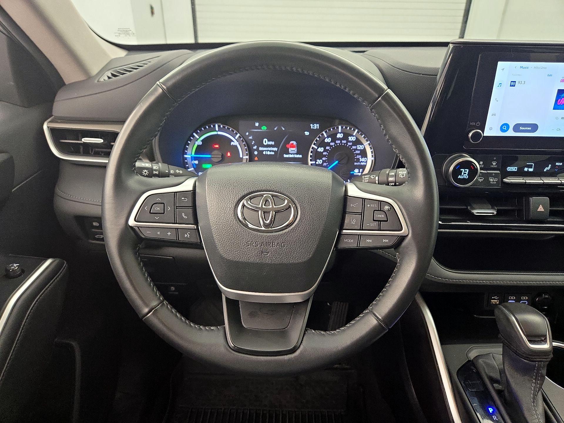 Thumbnail: 2023 Toyota Highlander - 10