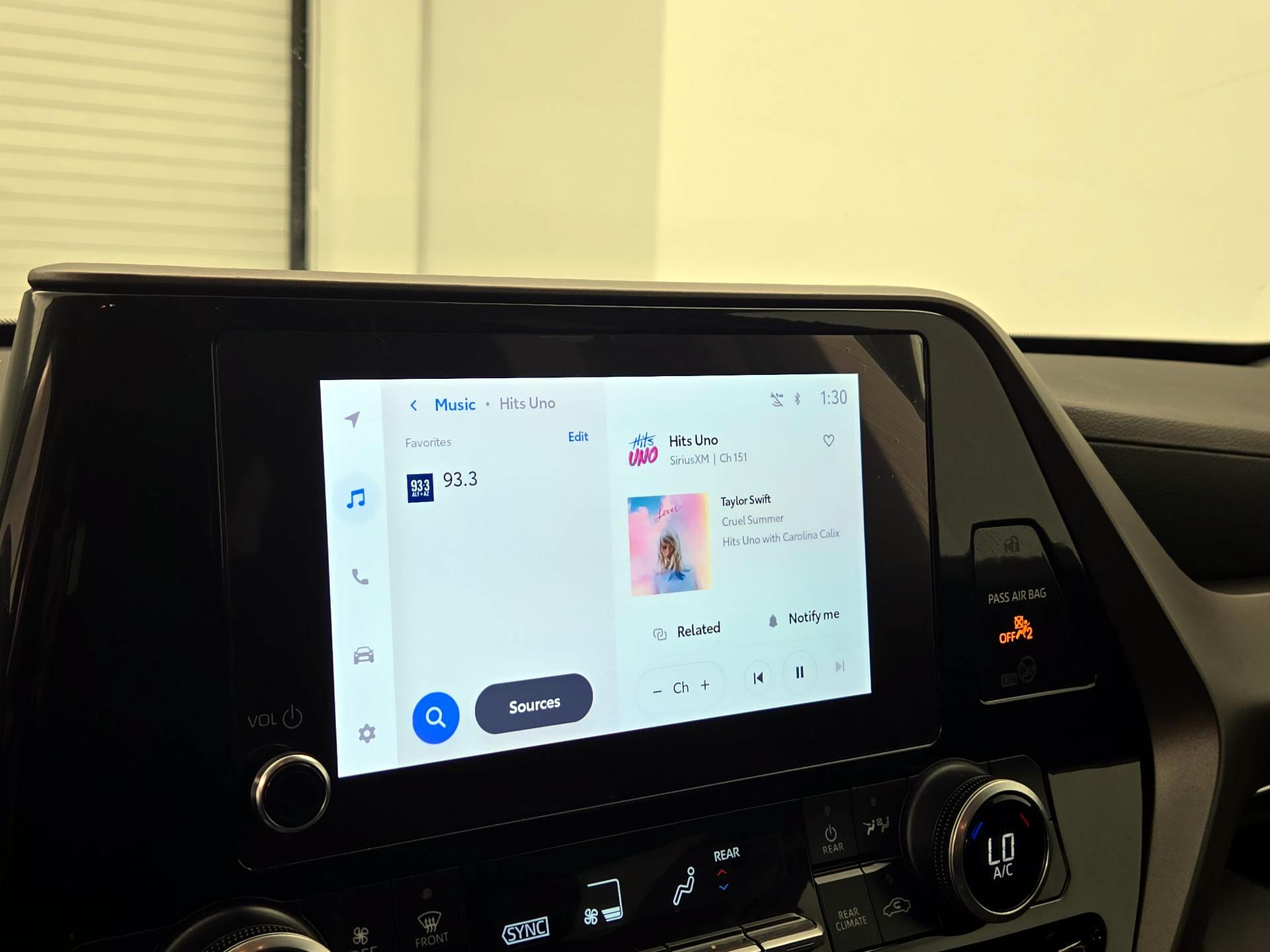 Thumbnail: 2023 Toyota Highlander - 15