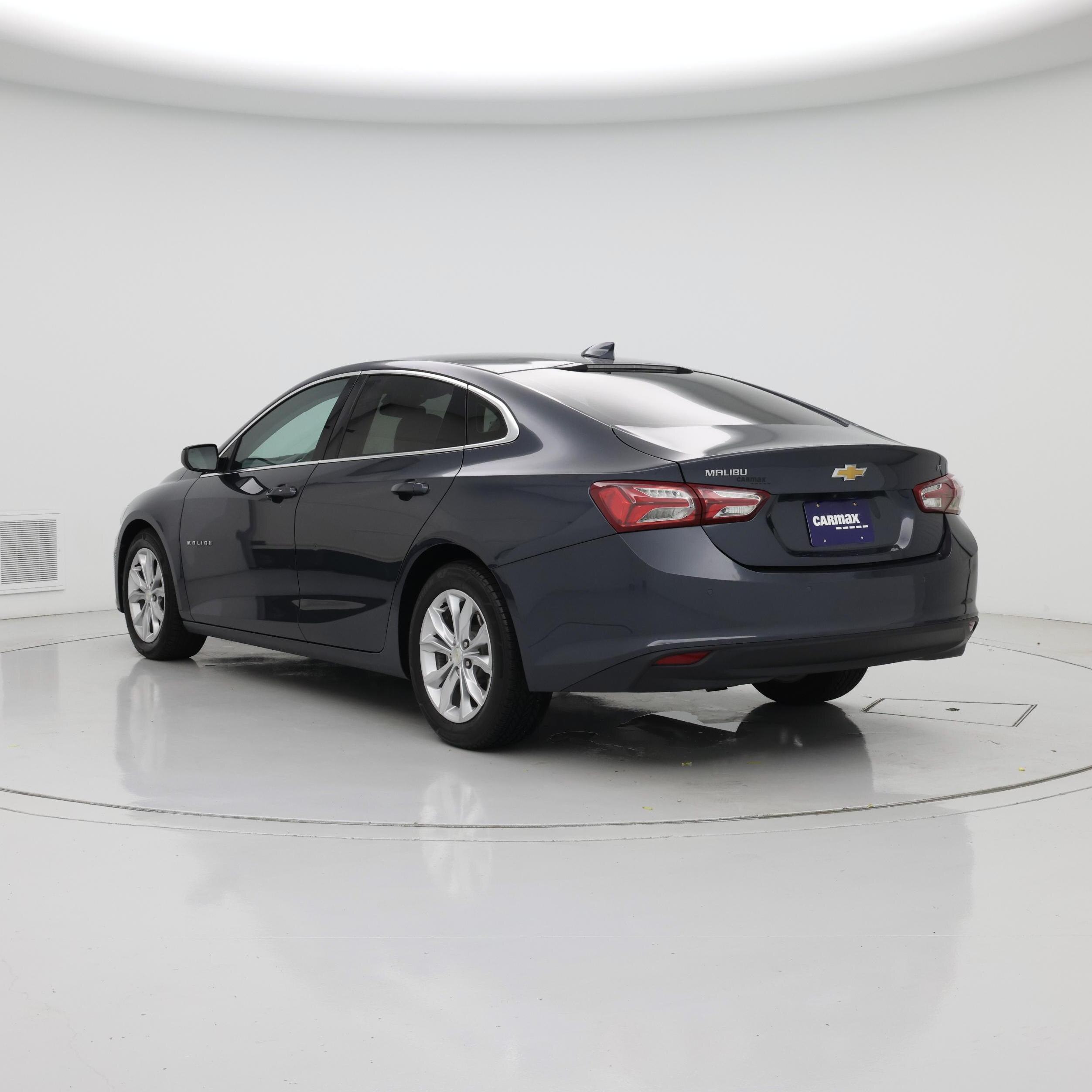 Thumbnail: 2021 Chevrolet Malibu - 2
