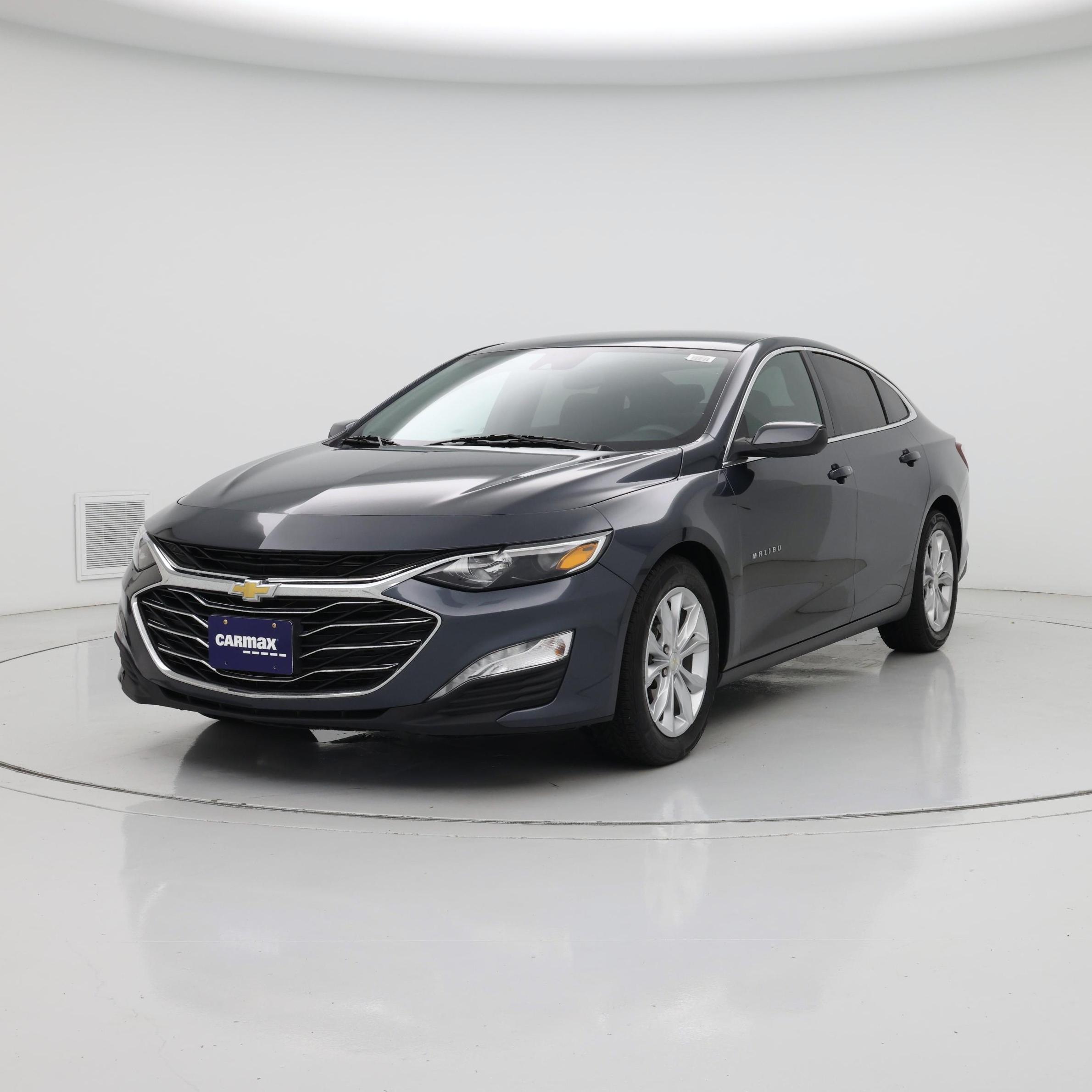 Thumbnail: 2021 Chevrolet Malibu - 4
