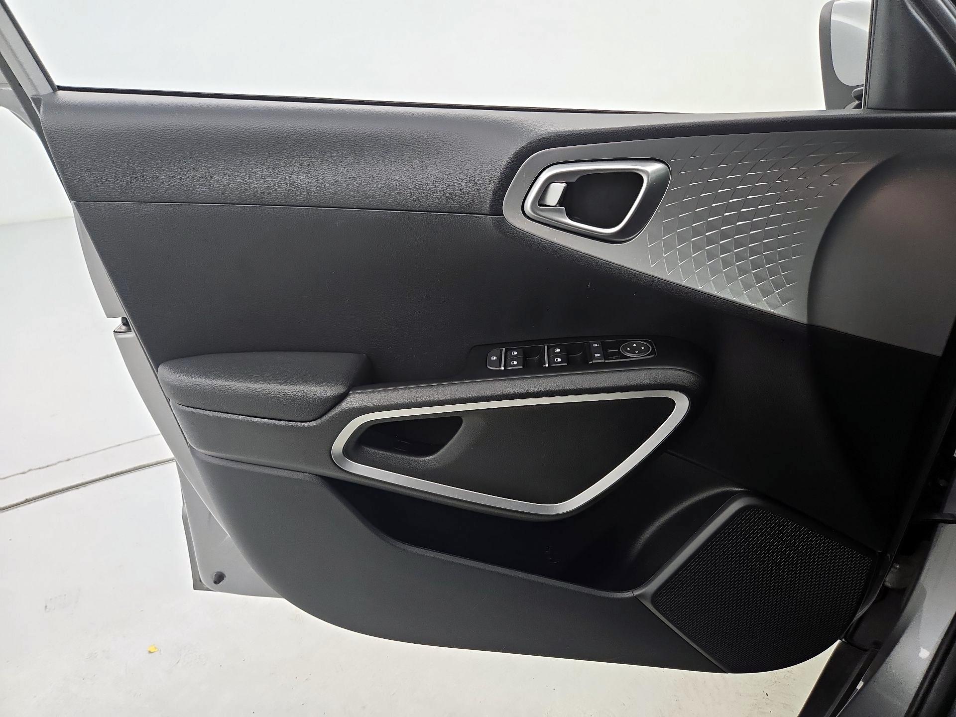 Thumbnail: 2024 Kia Soul - 12