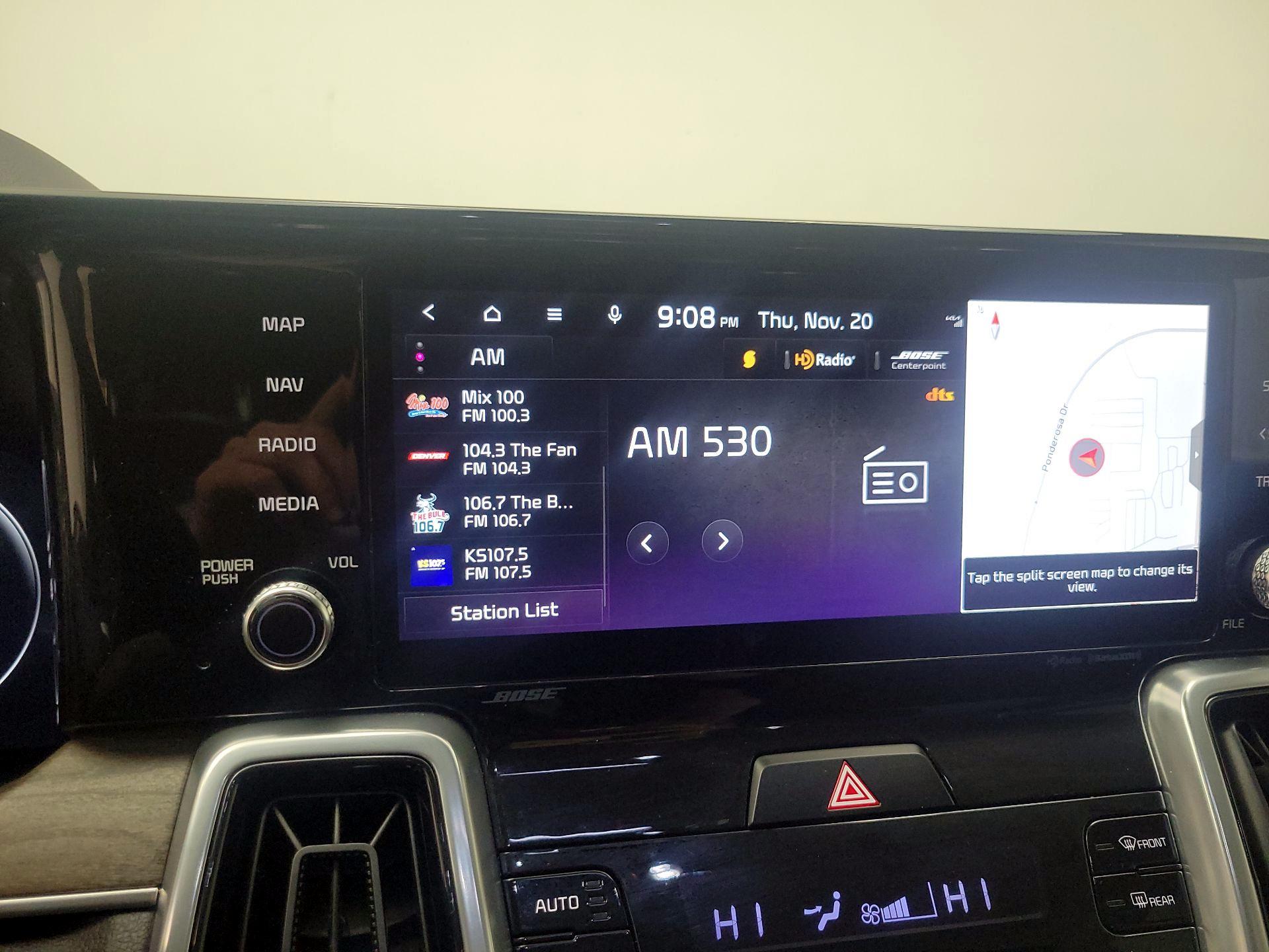 Thumbnail: 2023 Kia Sorento - 16