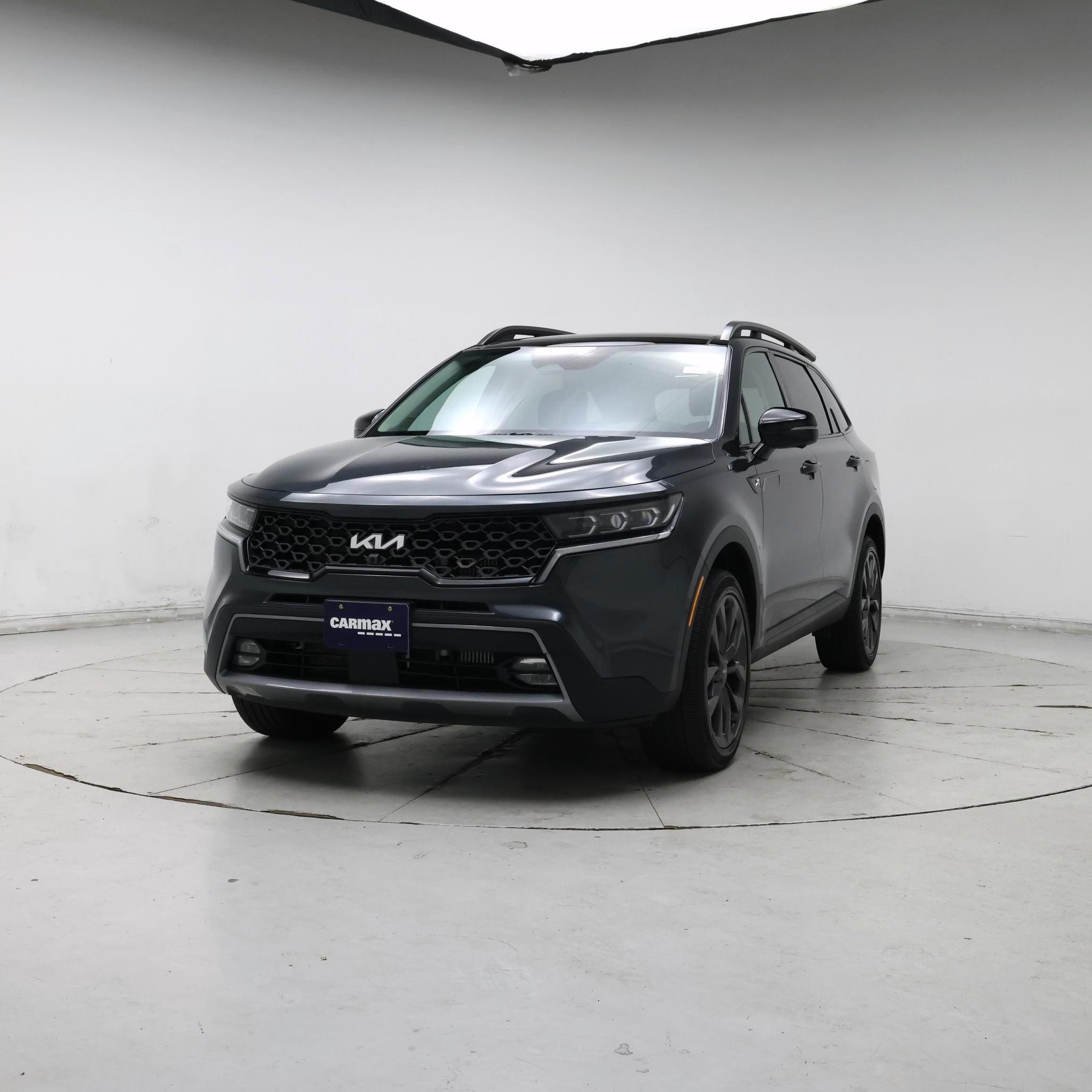 Thumbnail: 2023 Kia Sorento - 4