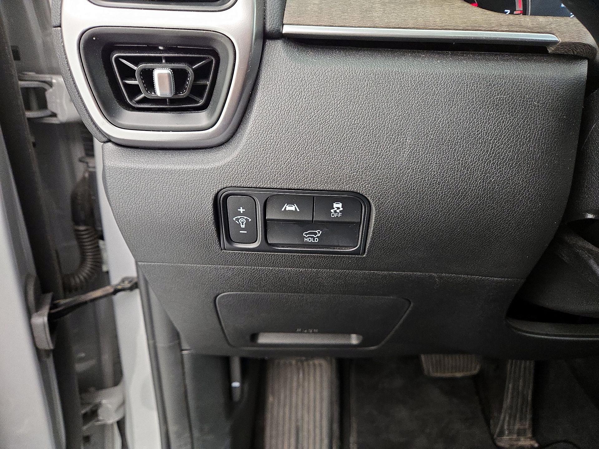 Thumbnail: 2022 Kia Sorento - 13