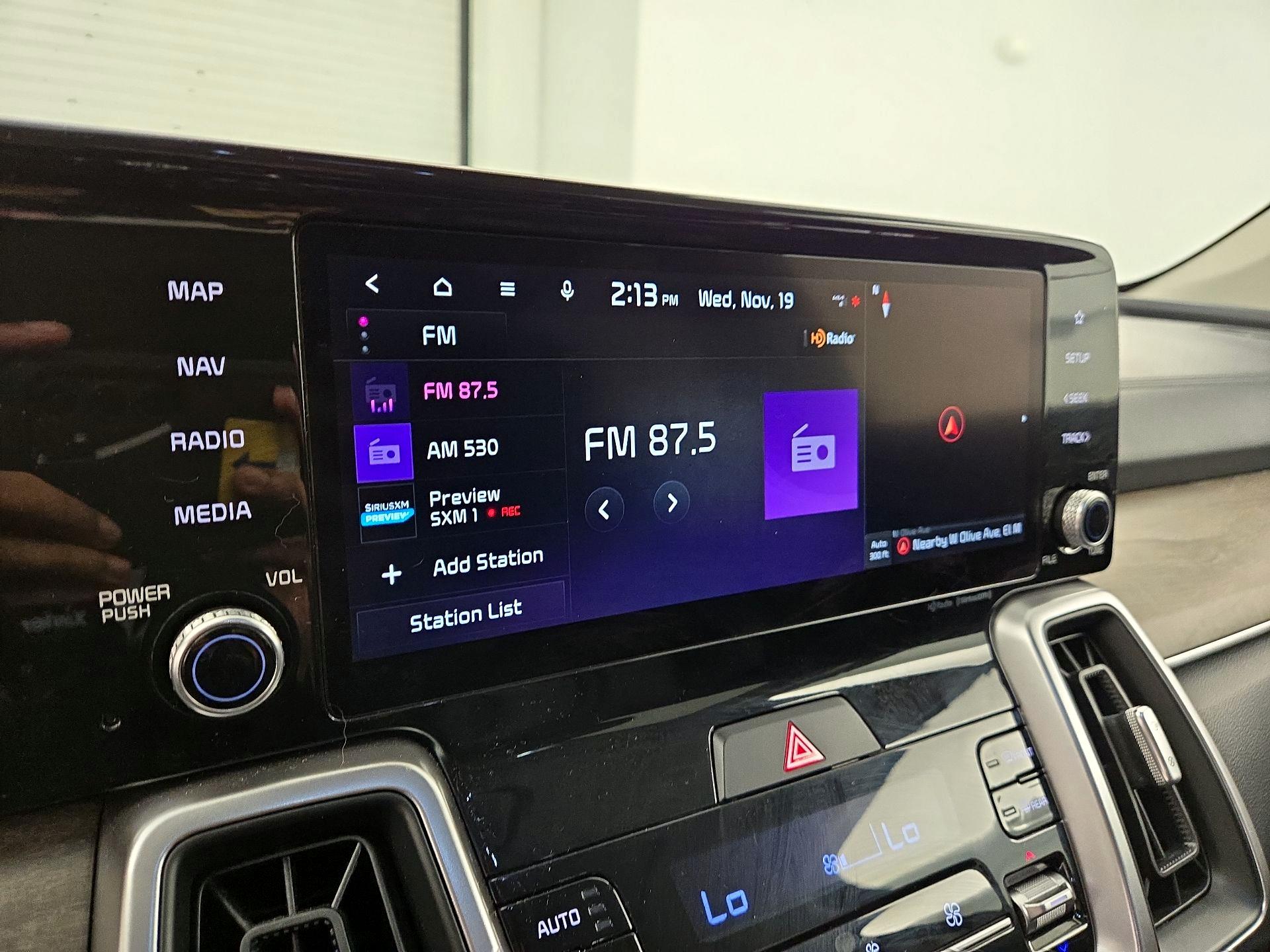 Thumbnail: 2022 Kia Sorento - 16