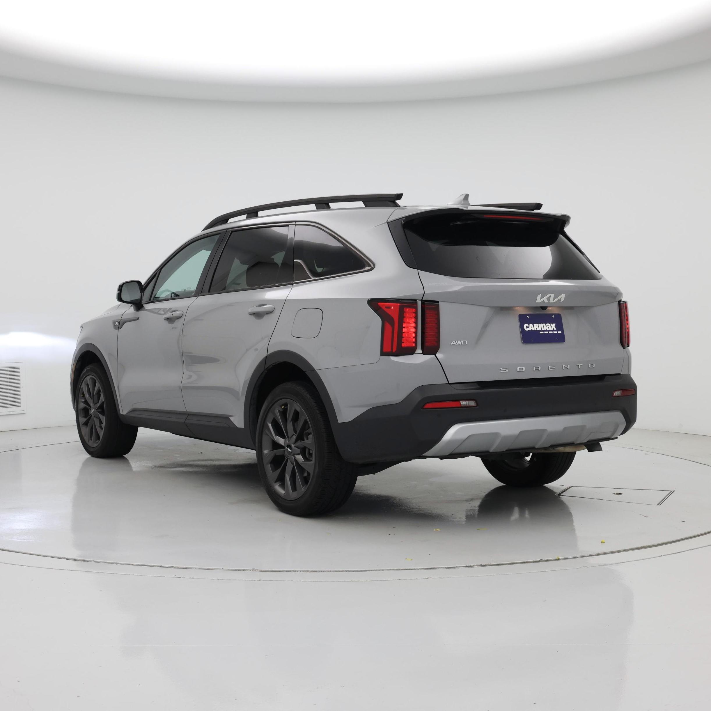 Thumbnail: 2022 Kia Sorento - 2