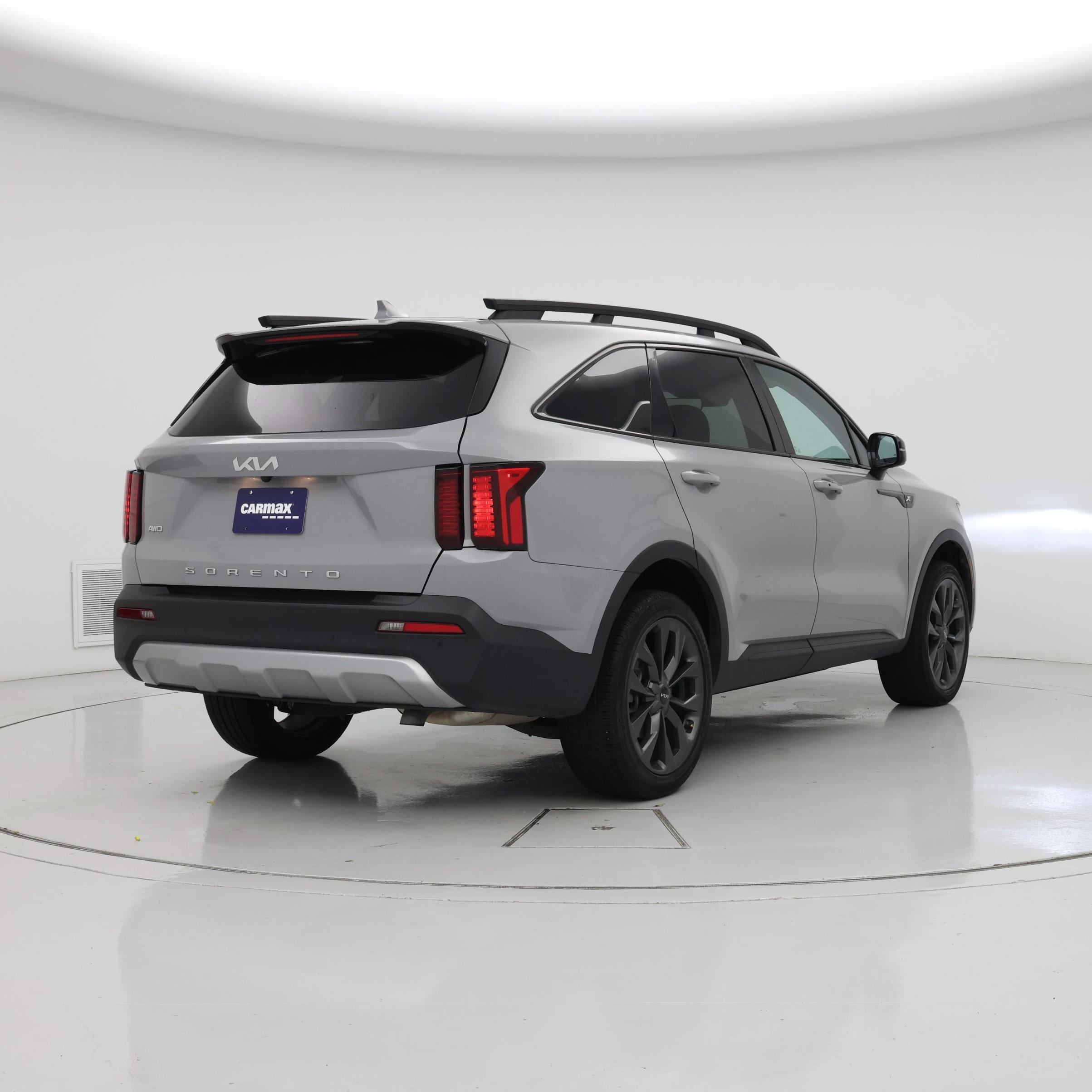 Thumbnail: 2022 Kia Sorento - 8