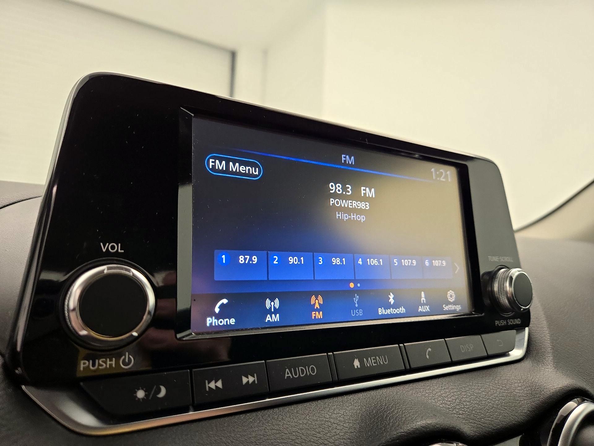 Thumbnail: 2022 Nissan Sentra - 15