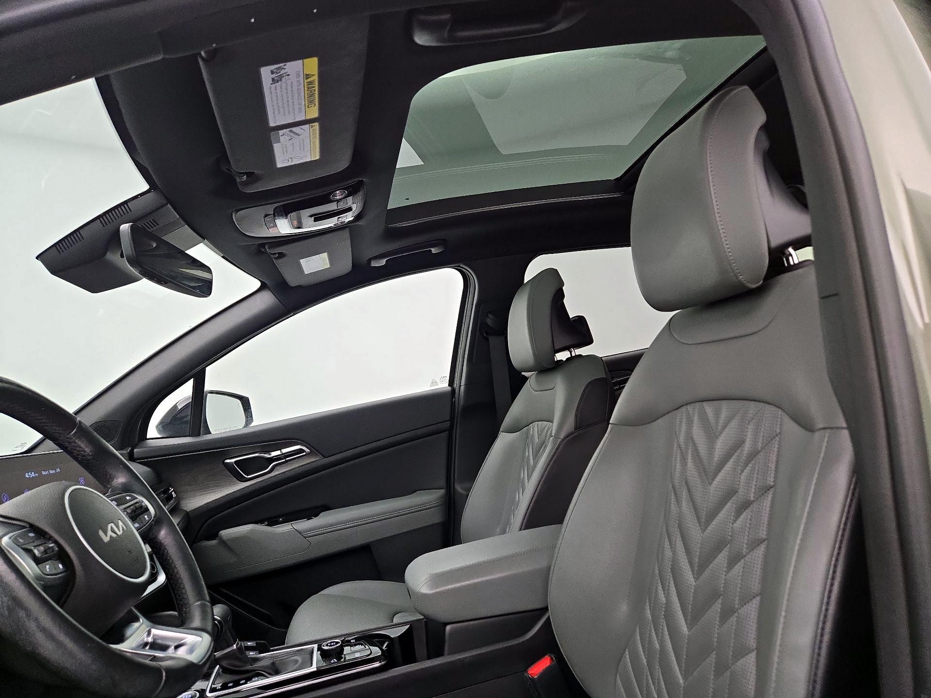 Thumbnail: 2023 Kia Sportage - 20