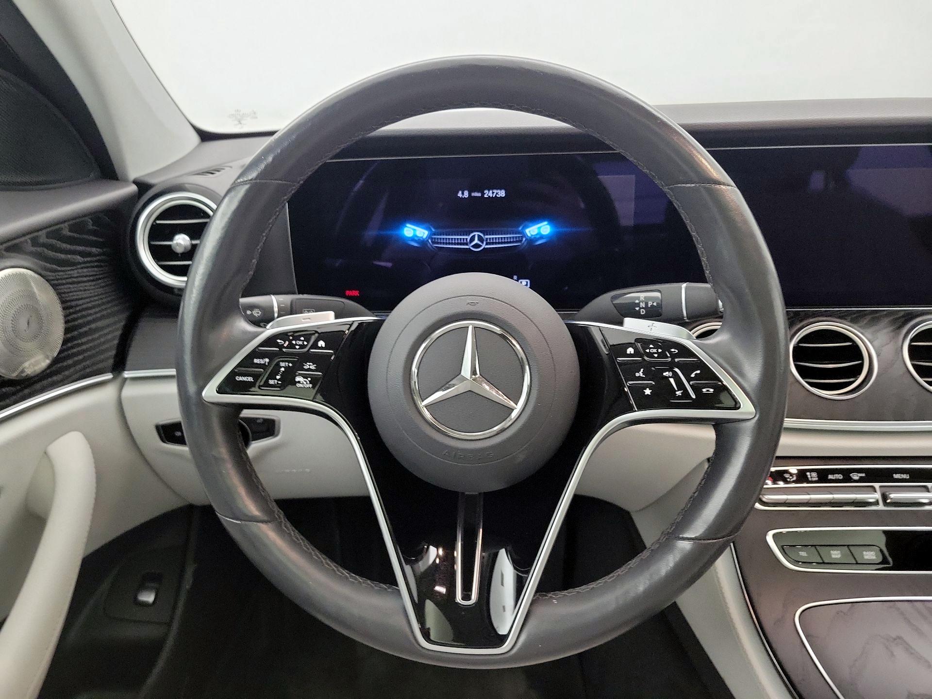 Thumbnail: 2021 Mercedes-Benz E-Class - 10