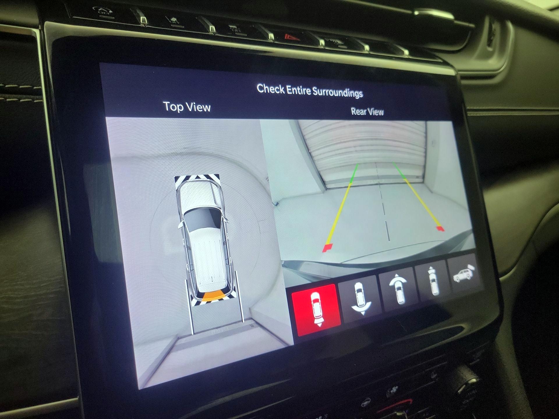 Thumbnail: 2022 Jeep Grand Cherokee - 15