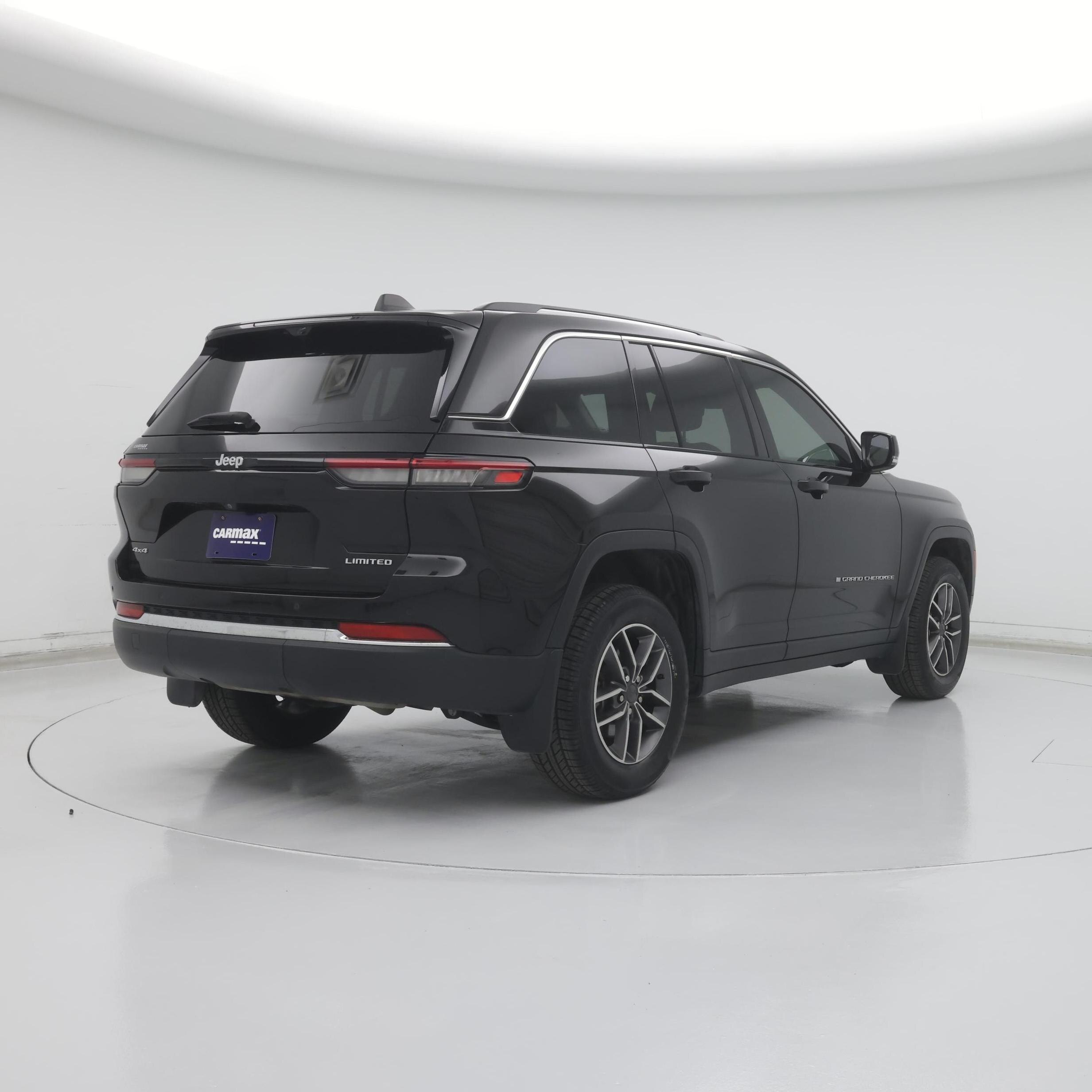 Thumbnail: 2022 Jeep Grand Cherokee - 8