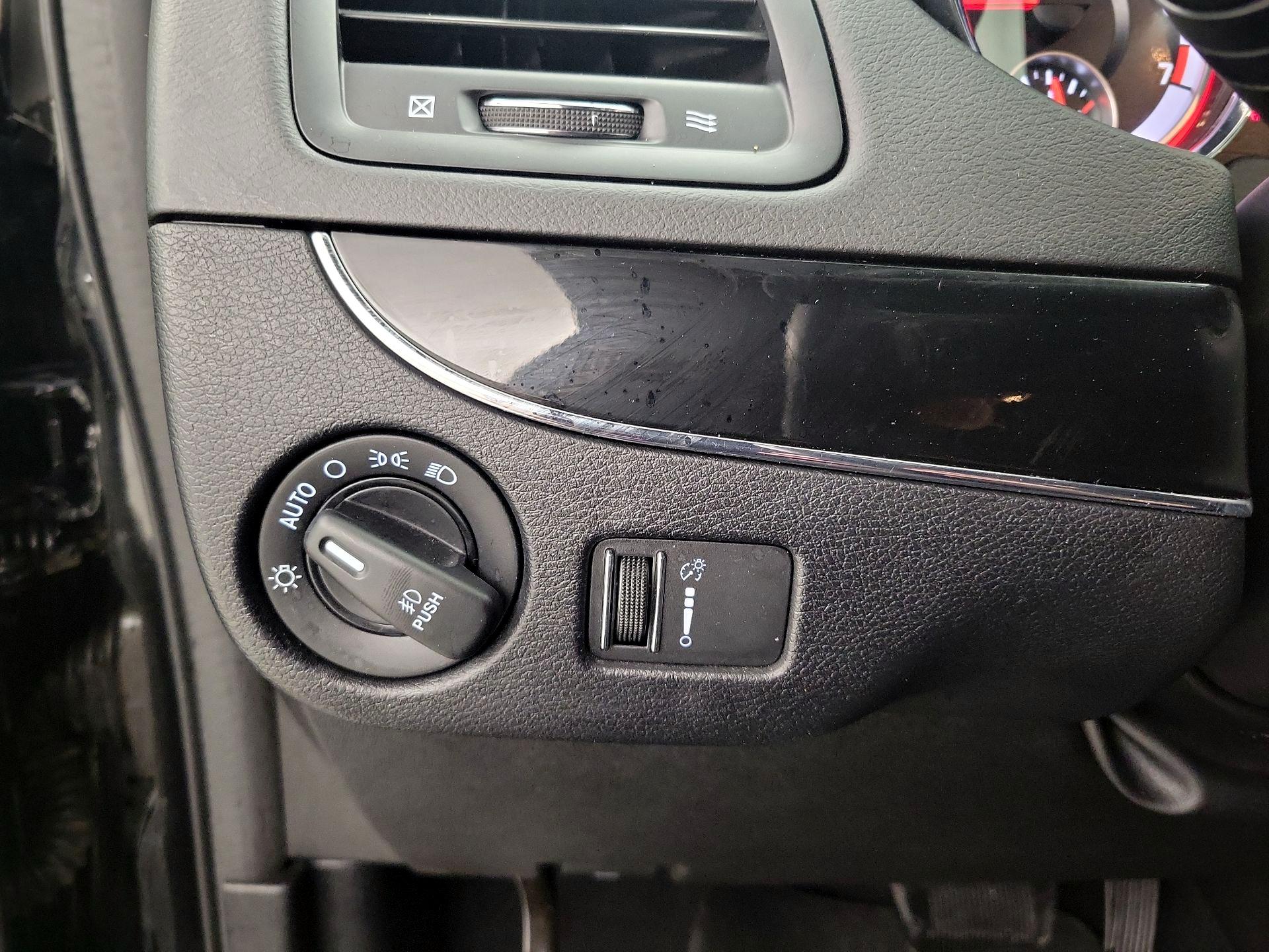 Thumbnail: 2019 Dodge Grand Caravan - 13