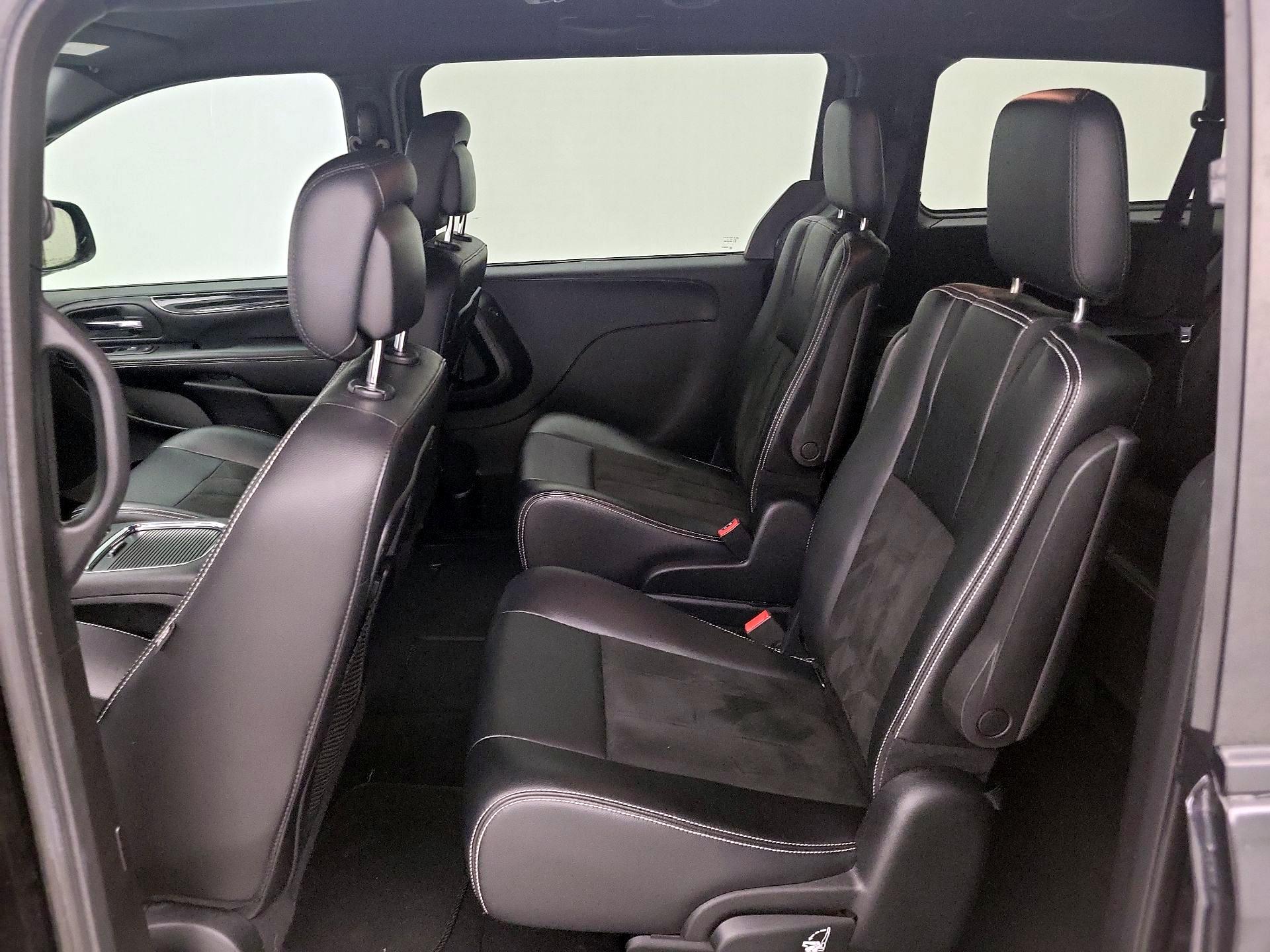 Thumbnail: 2019 Dodge Grand Caravan - 20