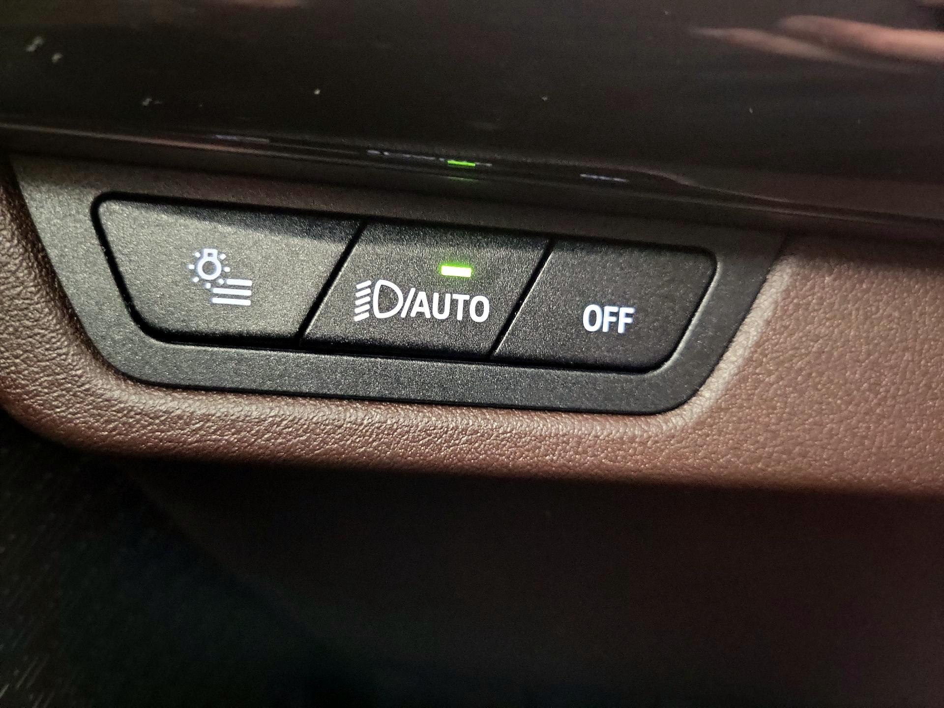 Thumbnail: 2023 BMW X1 - 13