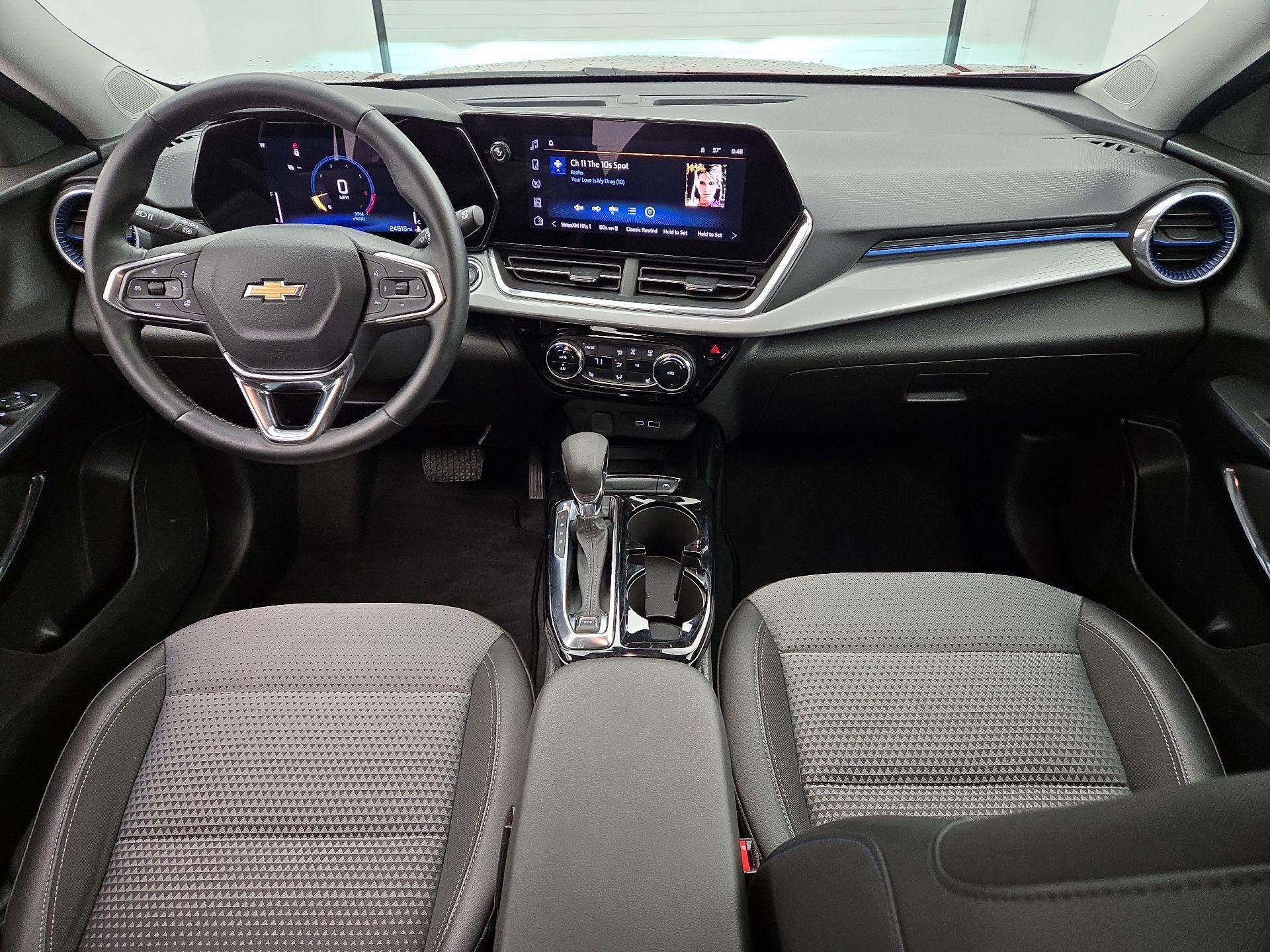 Thumbnail: 2024 Chevrolet Trax - 9