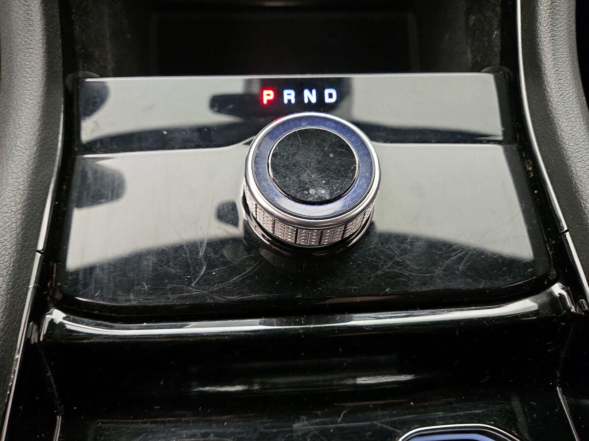 Thumbnail: 2022 Jeep Grand Cherokee - 17