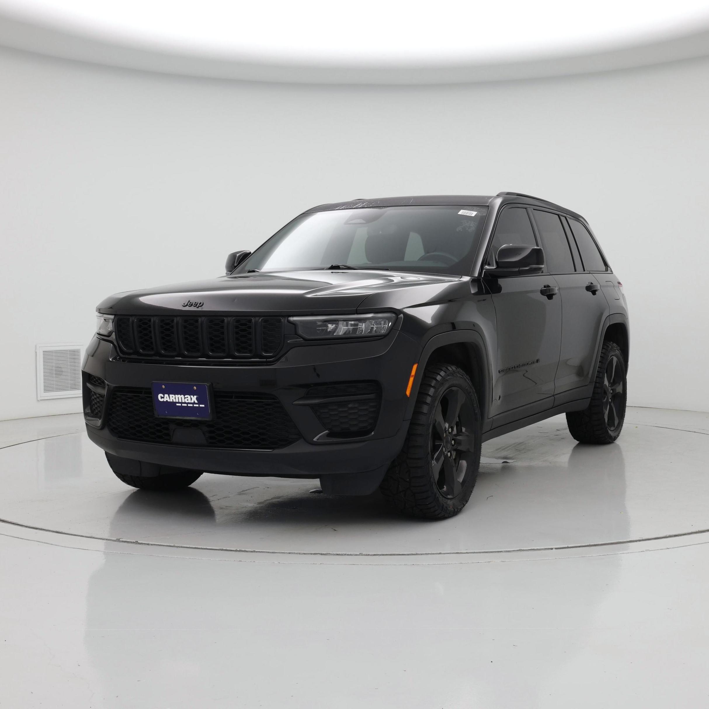 Thumbnail: 2022 Jeep Grand Cherokee - 4