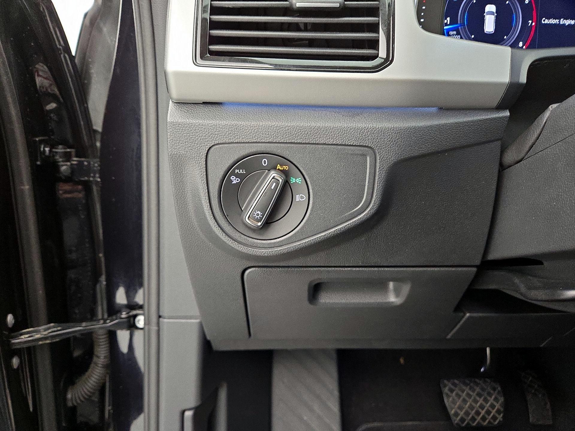 Thumbnail: 2023 Volkswagen Atlas - 13