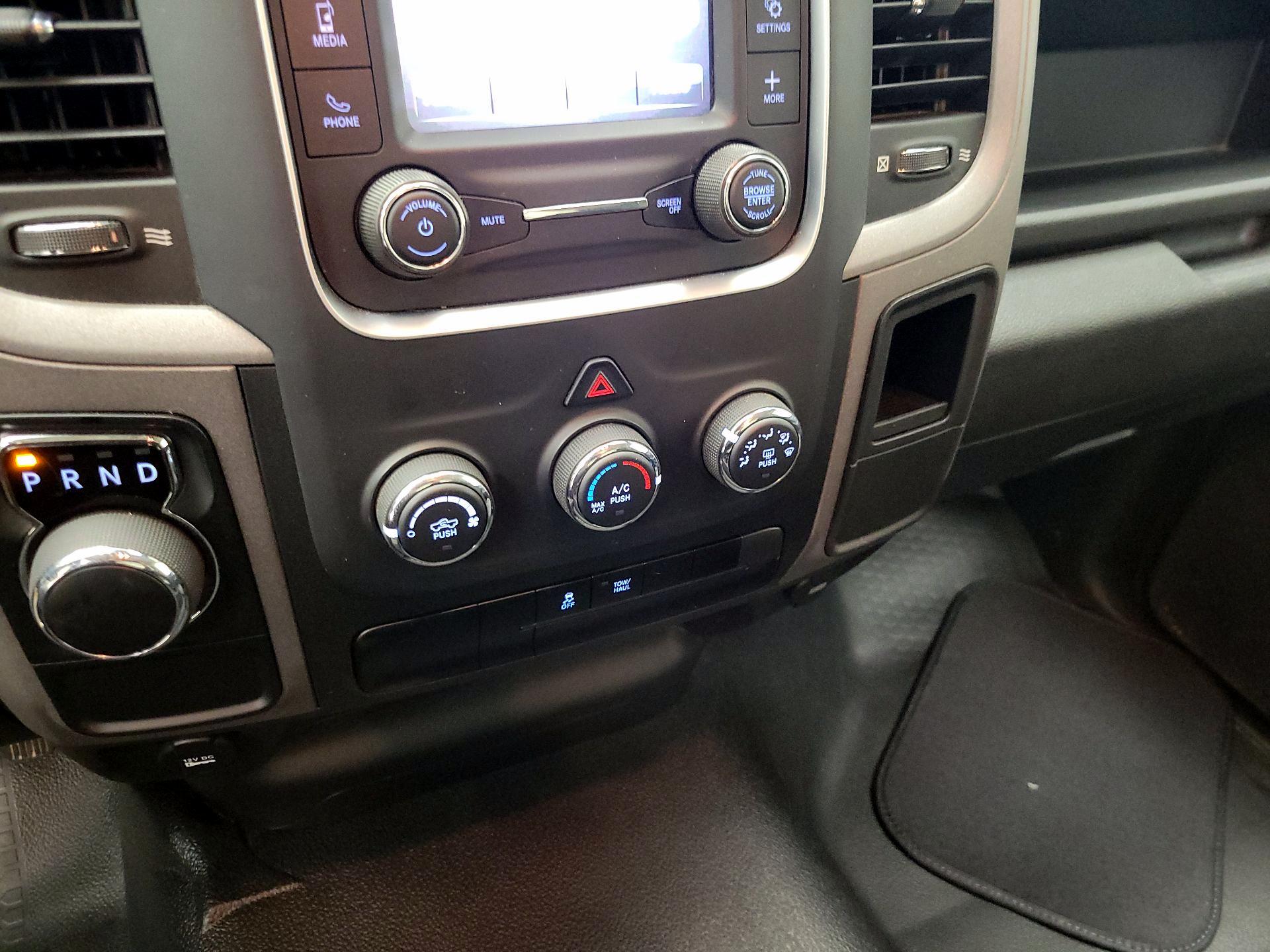 Thumbnail: 2023 RAM 1500 Classic - 17