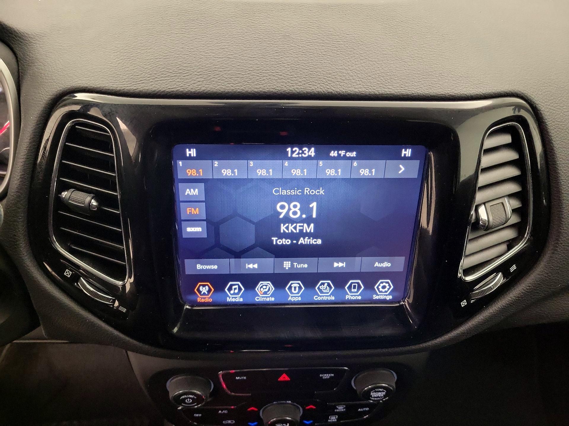 Thumbnail: 2019 Jeep Compass - 15