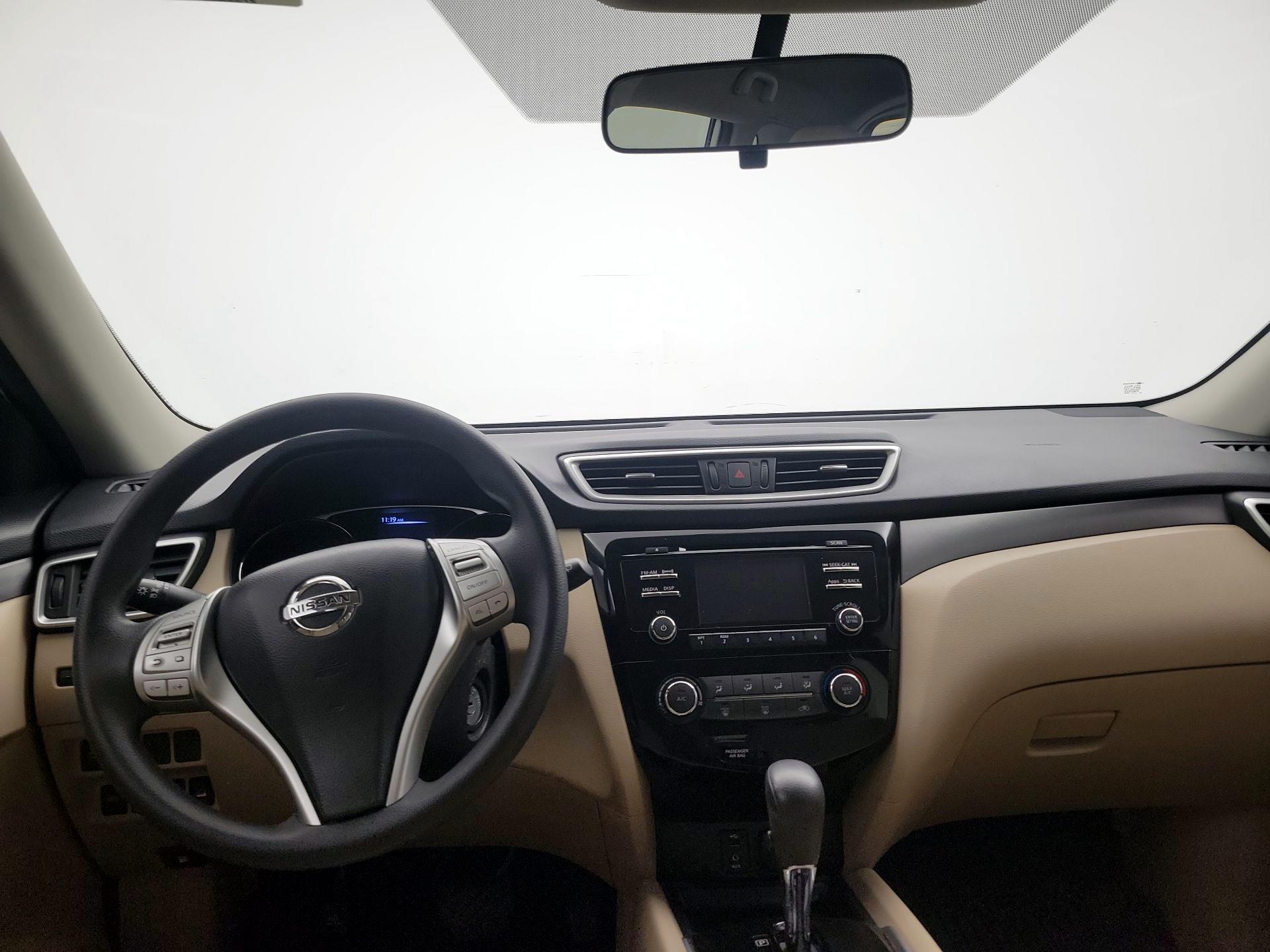 Thumbnail: 2016 Nissan Rogue - 9