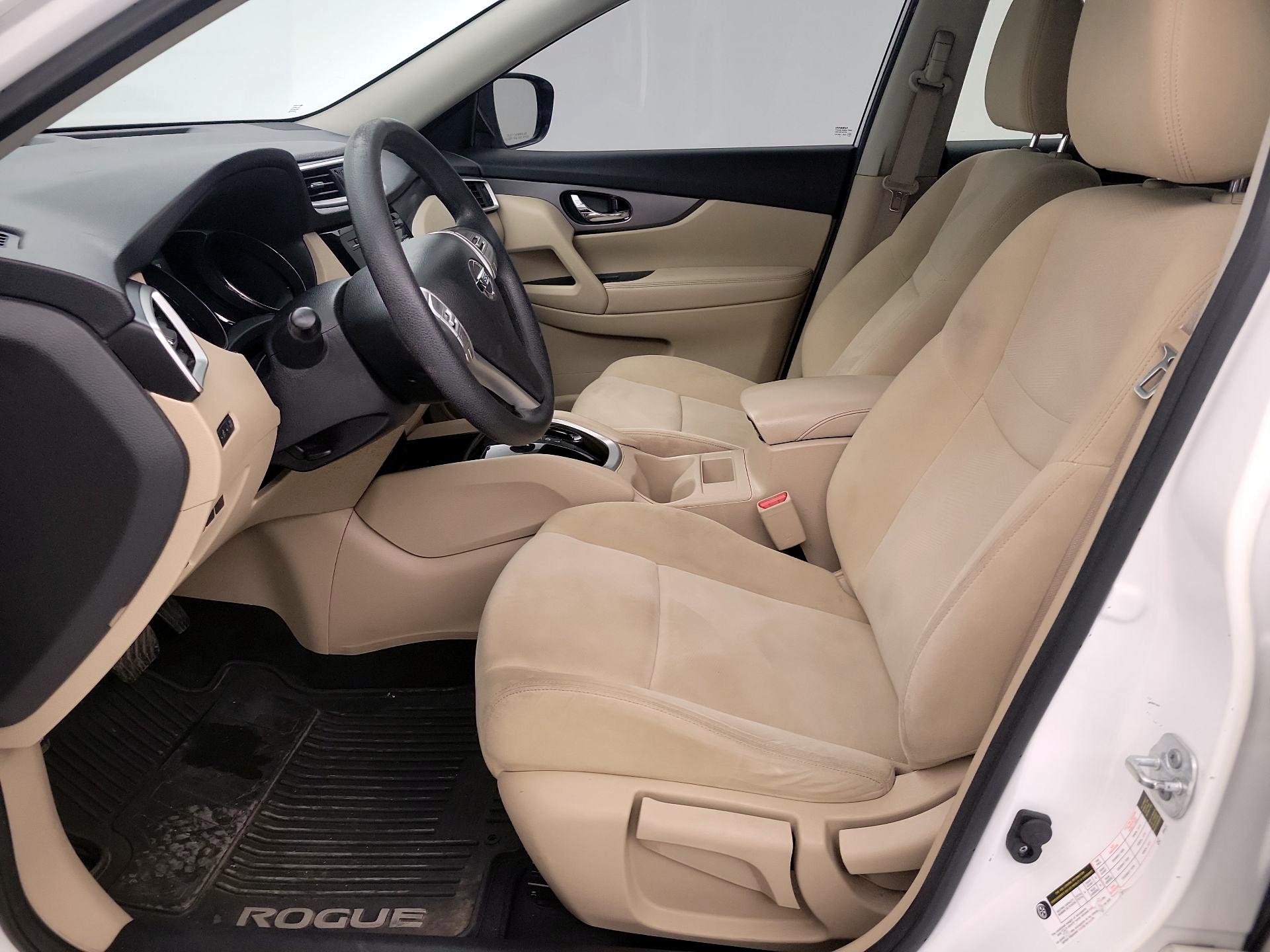 Thumbnail: 2016 Nissan Rogue - 11