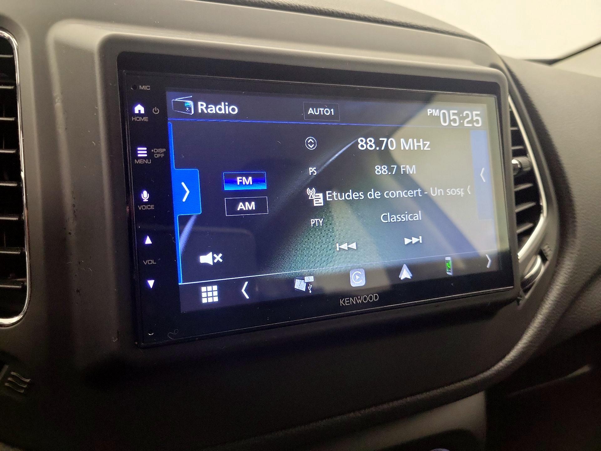 Thumbnail: 2018 Jeep Compass - 15