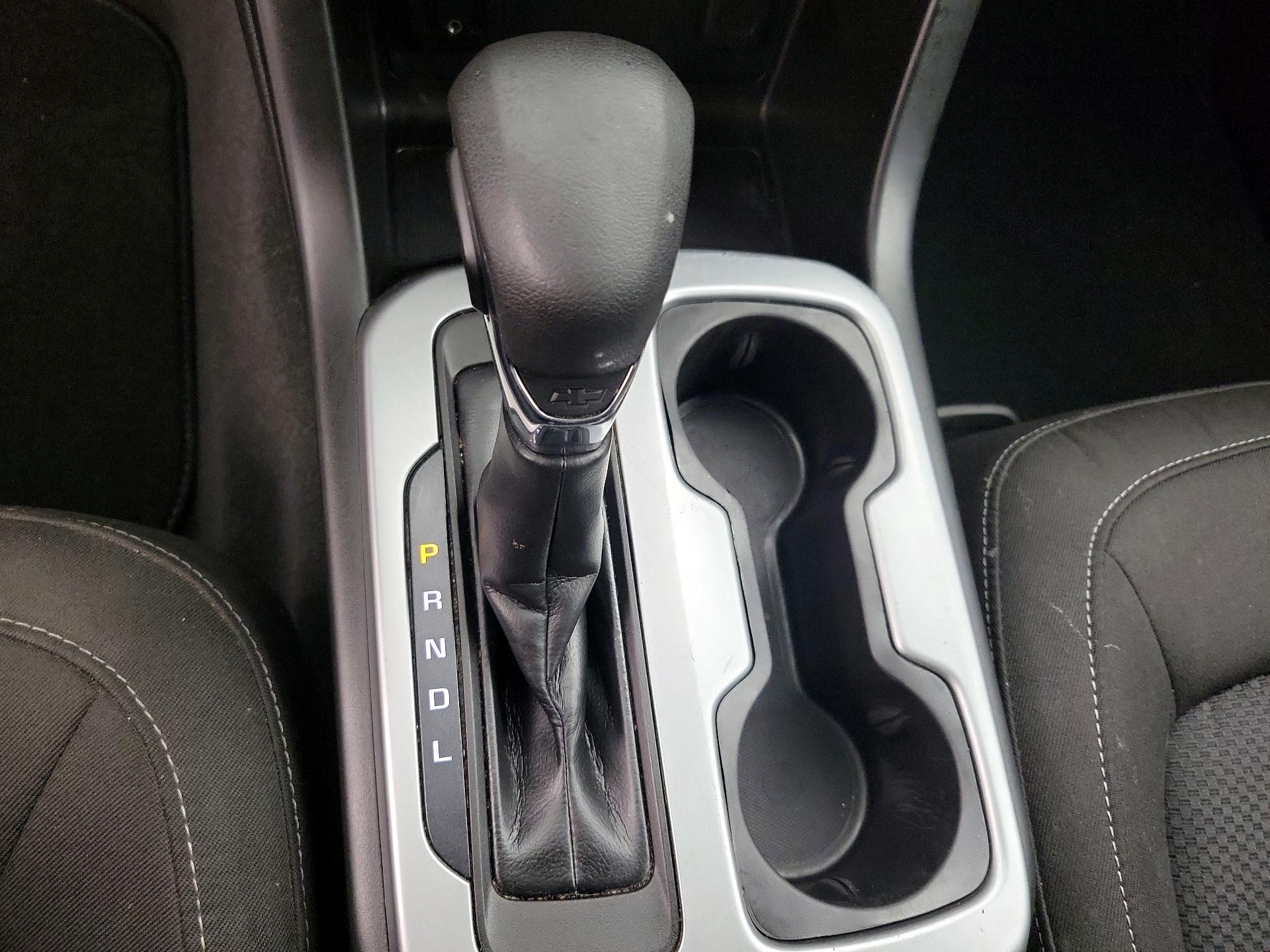 Thumbnail: 2022 Chevrolet Colorado - 17