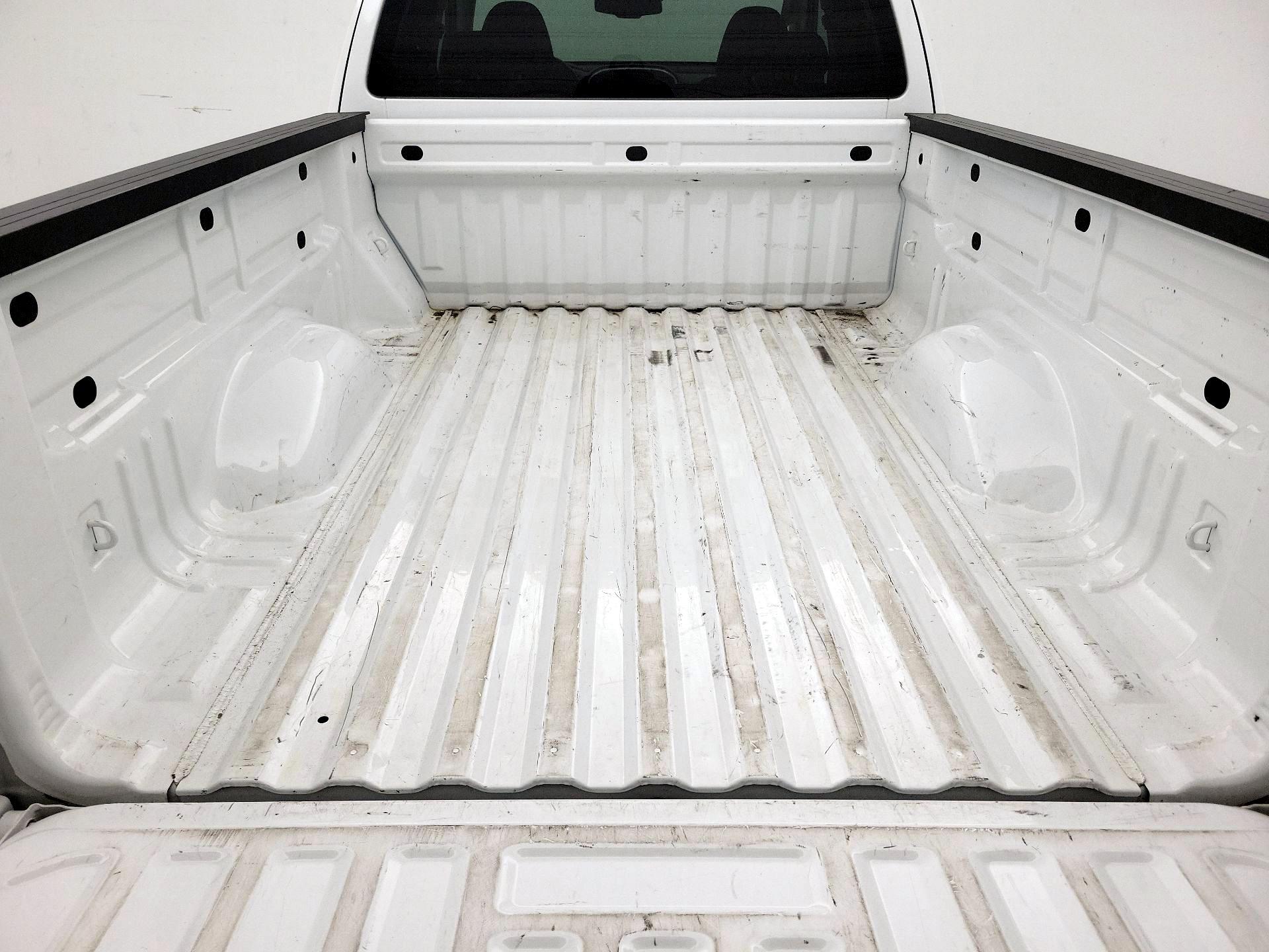 Thumbnail: 2022 Chevrolet Colorado - 20