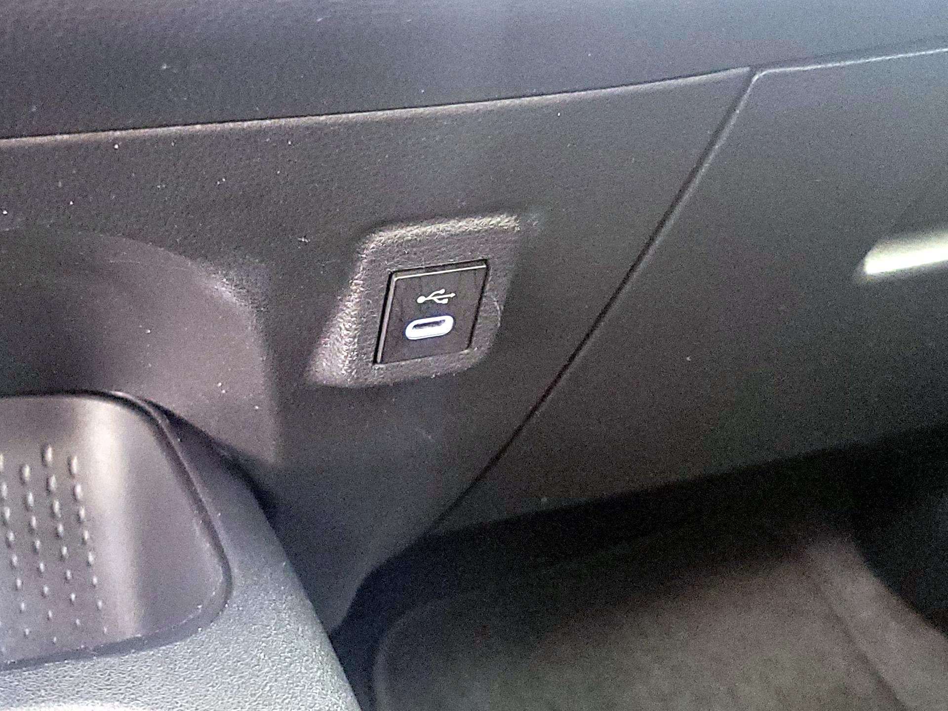 Thumbnail: 2024 Toyota Corolla - 18