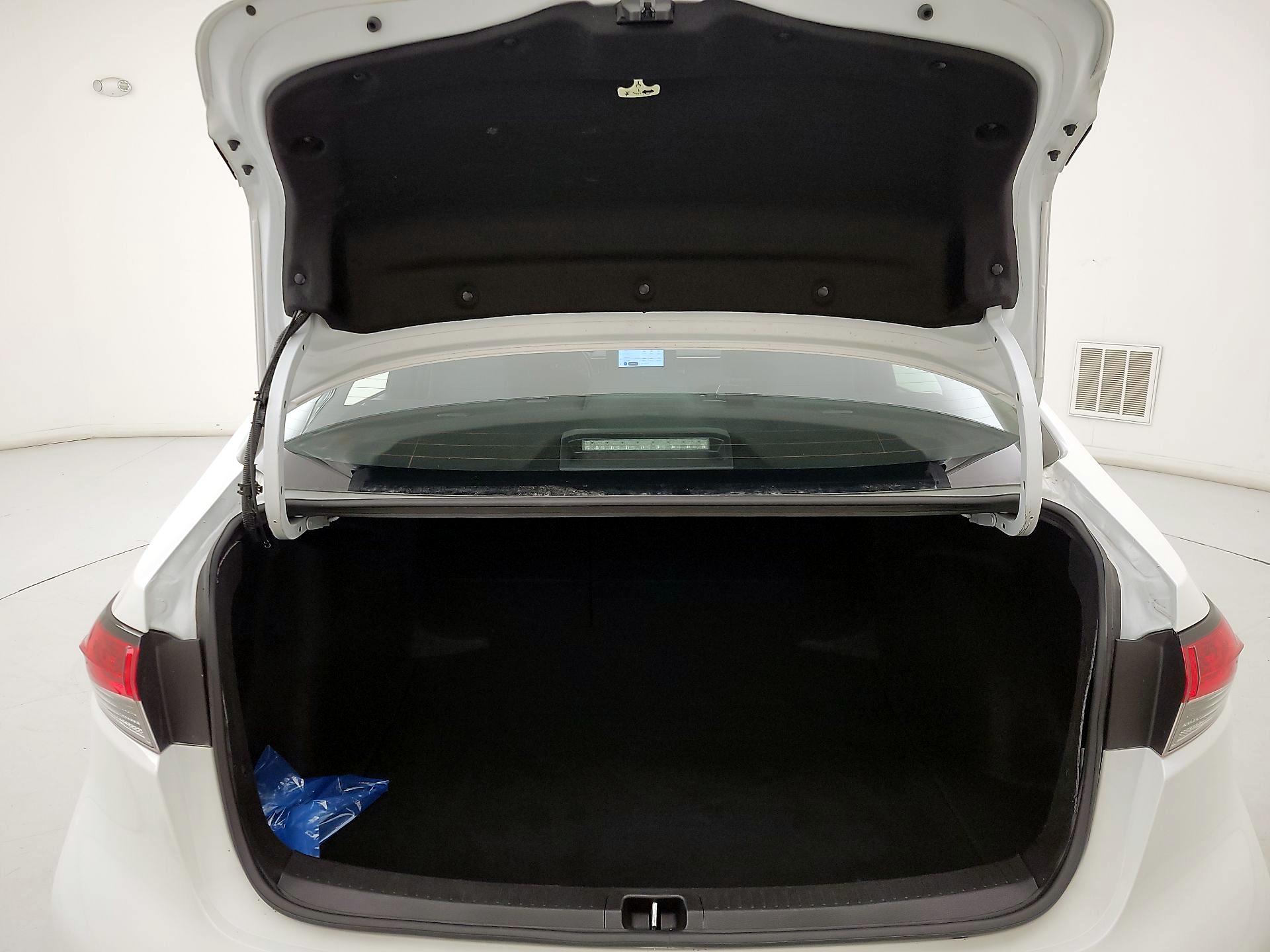 Thumbnail: 2024 Toyota Corolla - 20