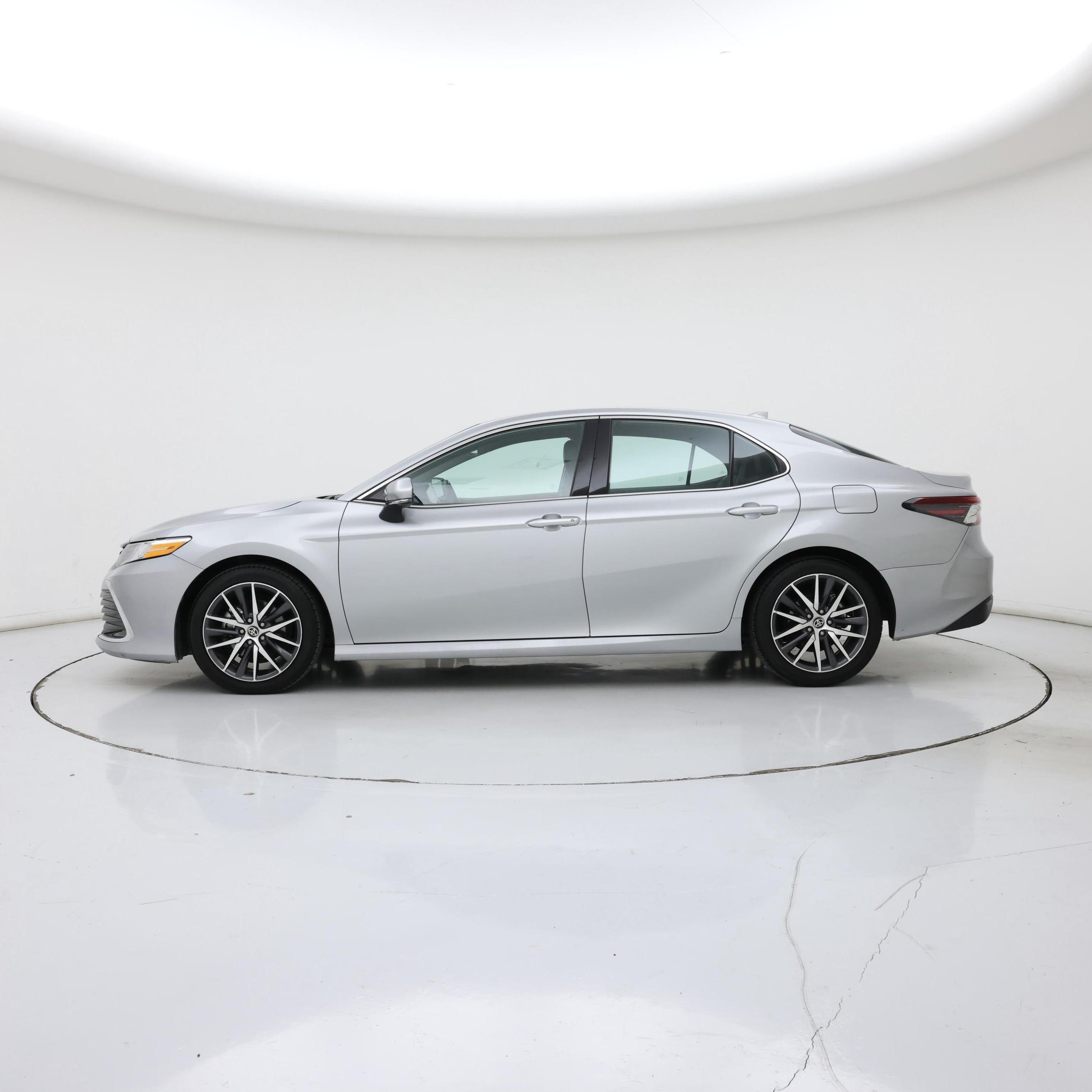 Thumbnail: 2024 Toyota Camry - 3