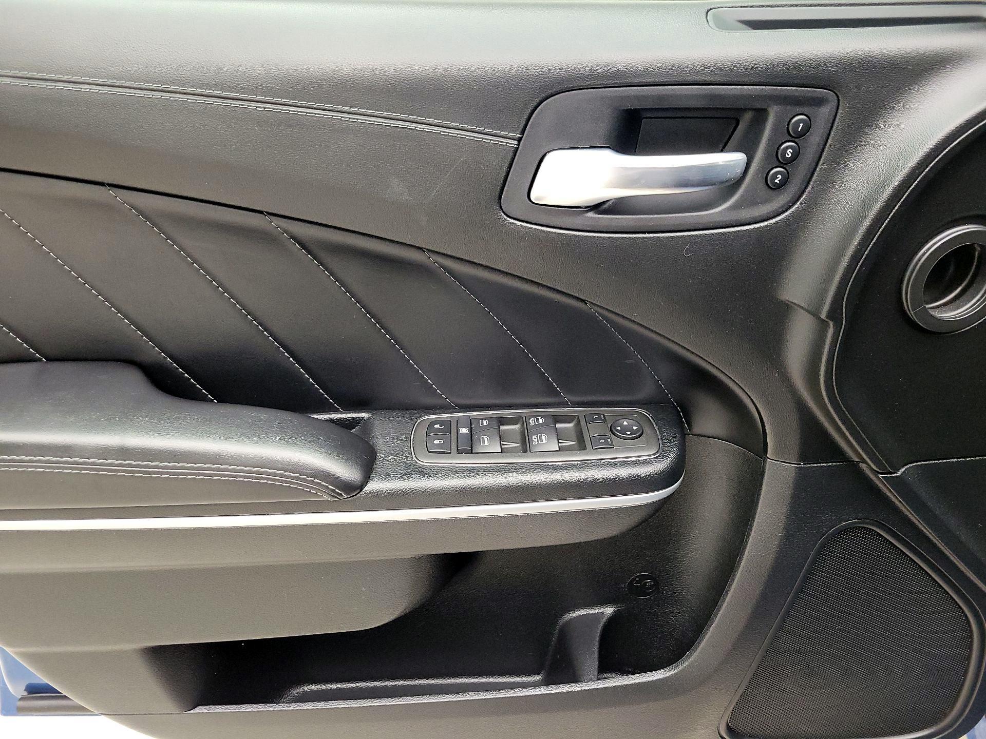 Thumbnail: 2022 Dodge Charger - 12