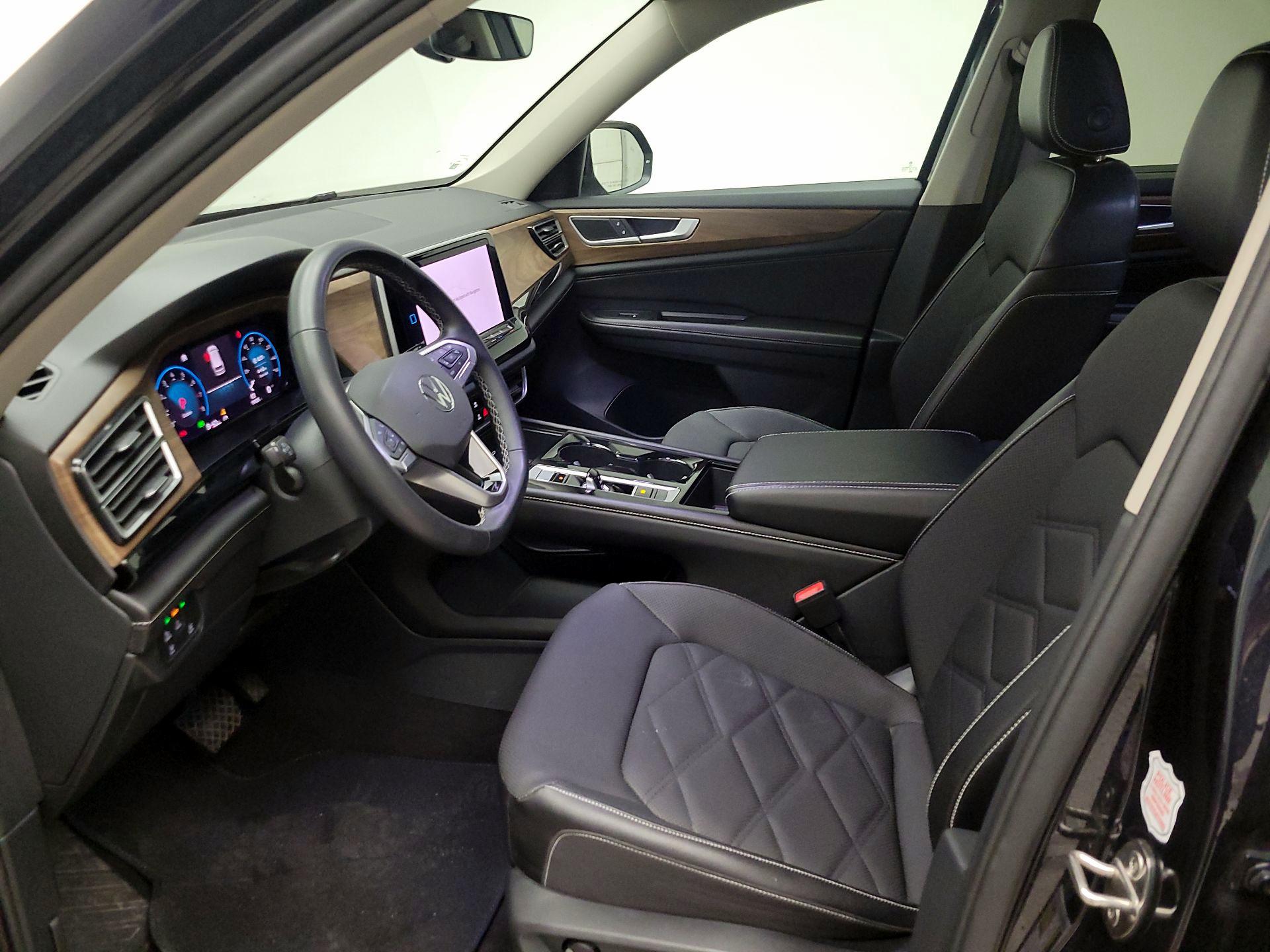 Thumbnail: 2024 Volkswagen Atlas - 11