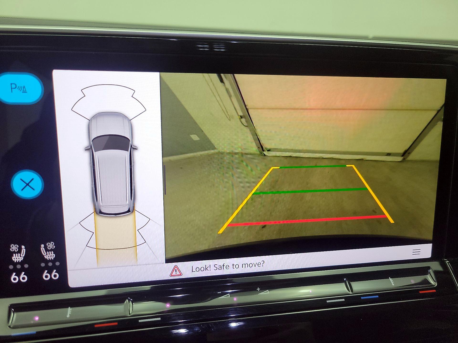 Thumbnail: 2024 Volkswagen Atlas - 14