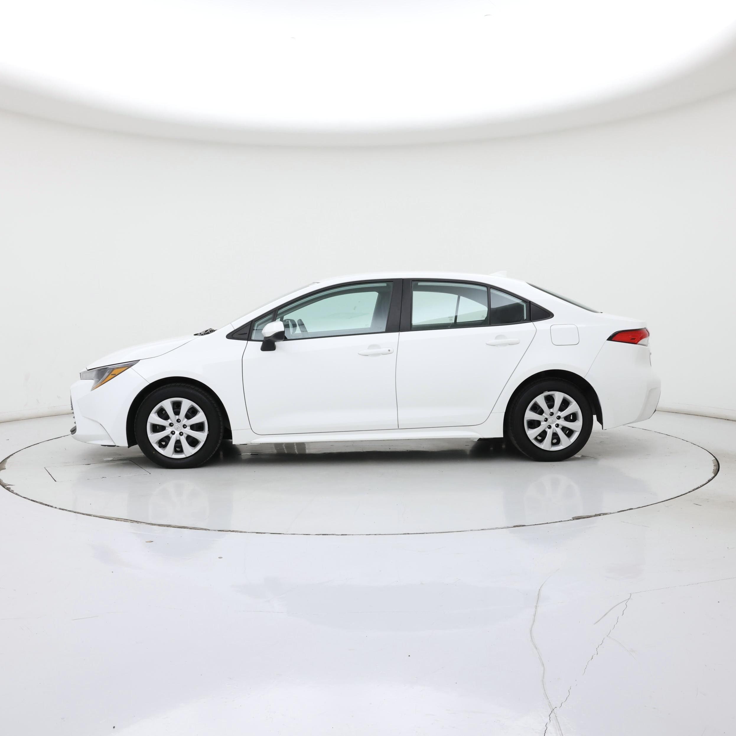 Thumbnail: 2024 Toyota Corolla - 3