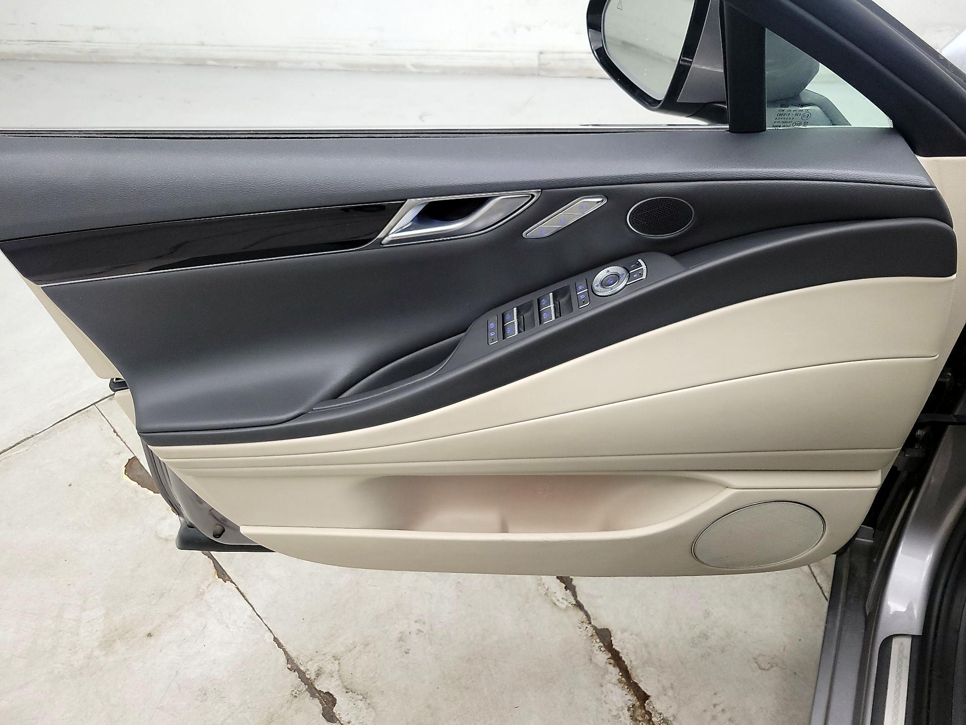 Thumbnail: 2023 Genesis G80 - 12