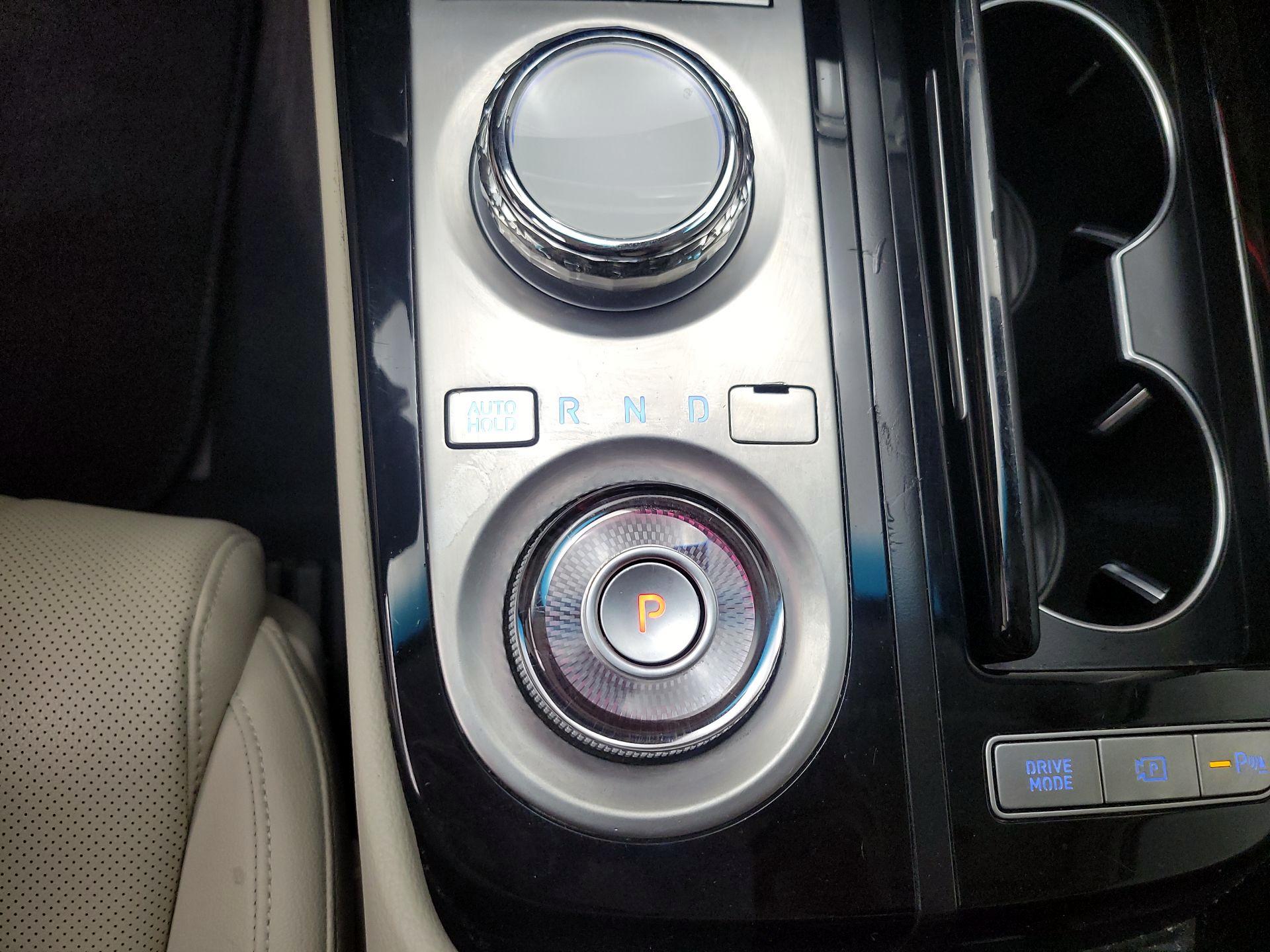 Thumbnail: 2023 Genesis G80 - 18