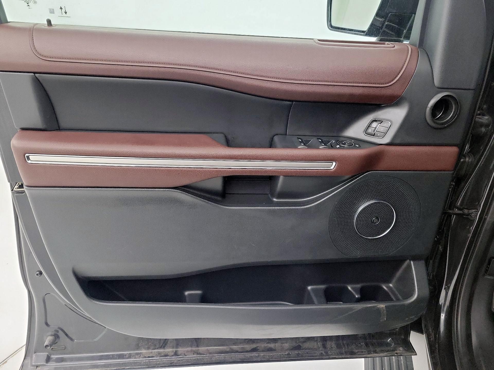 Thumbnail: 2023 Ford Expedition MAX - 12