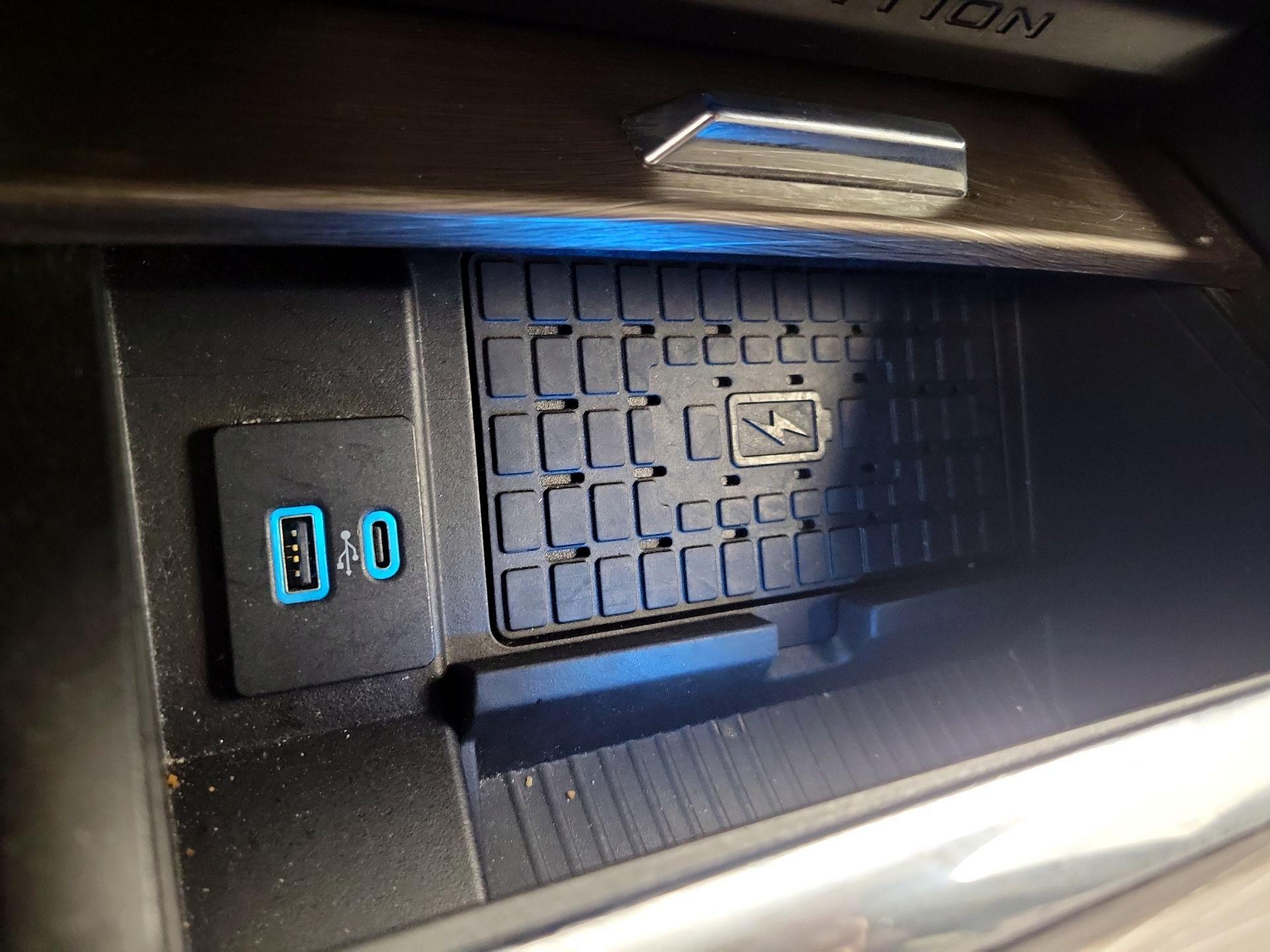 Thumbnail: 2023 Ford Expedition MAX - 19